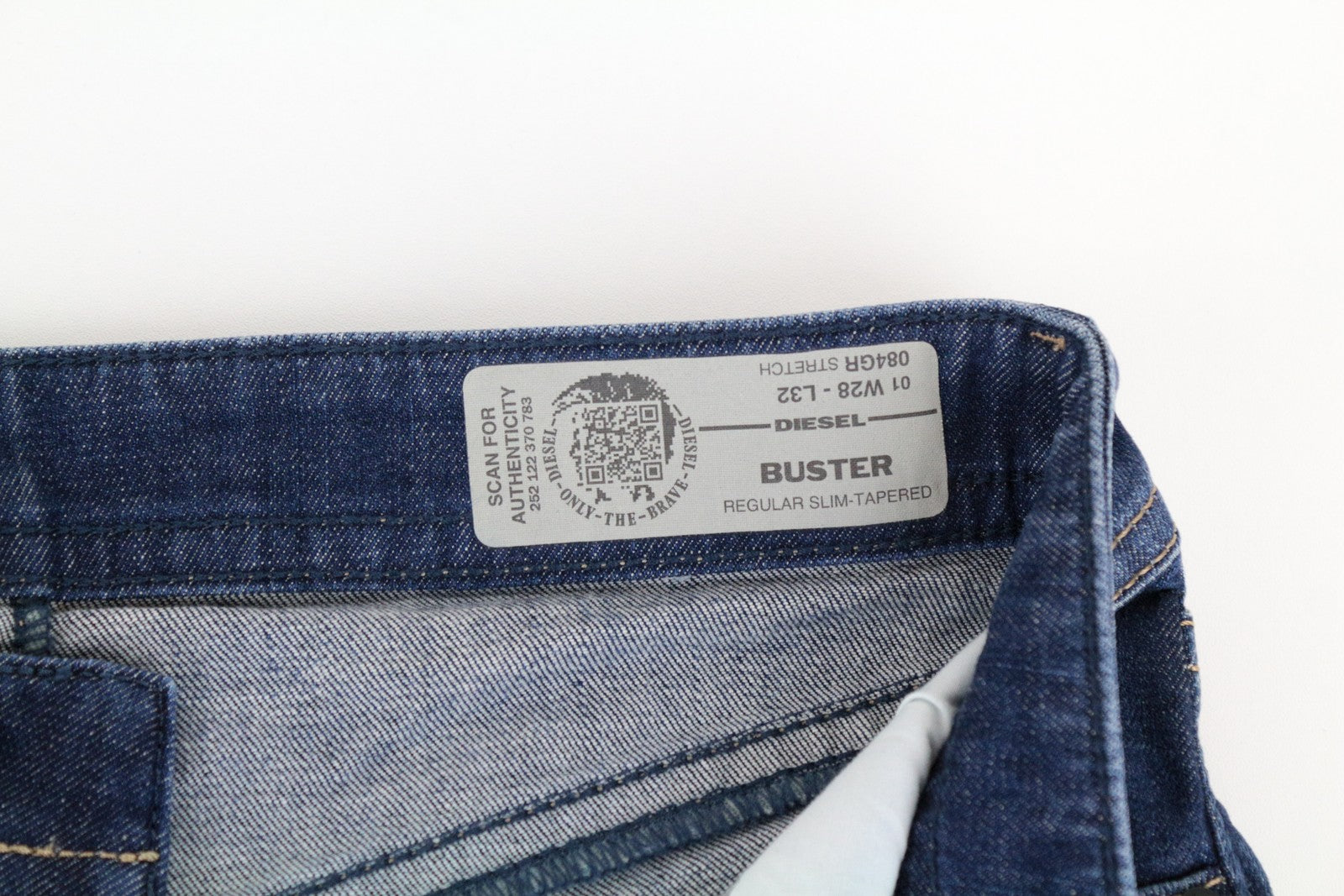 DIESEL Buster 084GR W28 L32 Men's Slim Taper Fit Blue Stretch Cotton Jeans