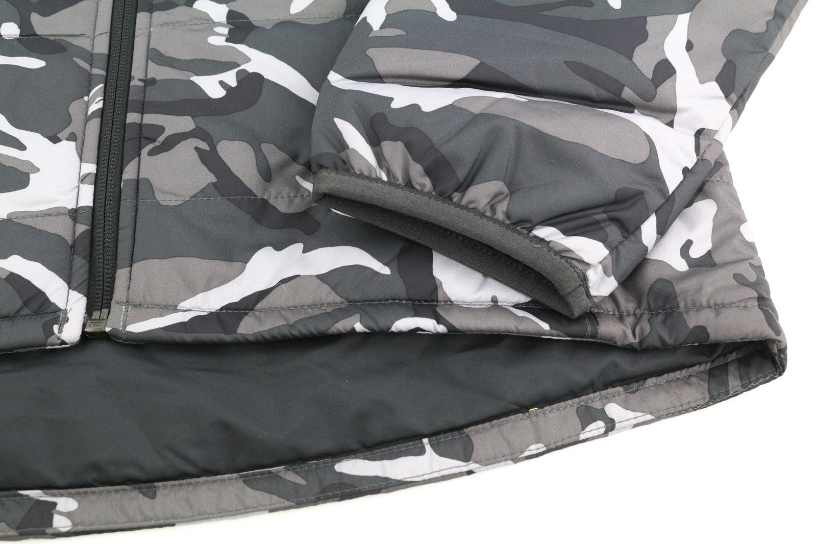 THE NORTH FACE Printed Reactor Insulated Boy Jacket L Hooded Camouflage Logo