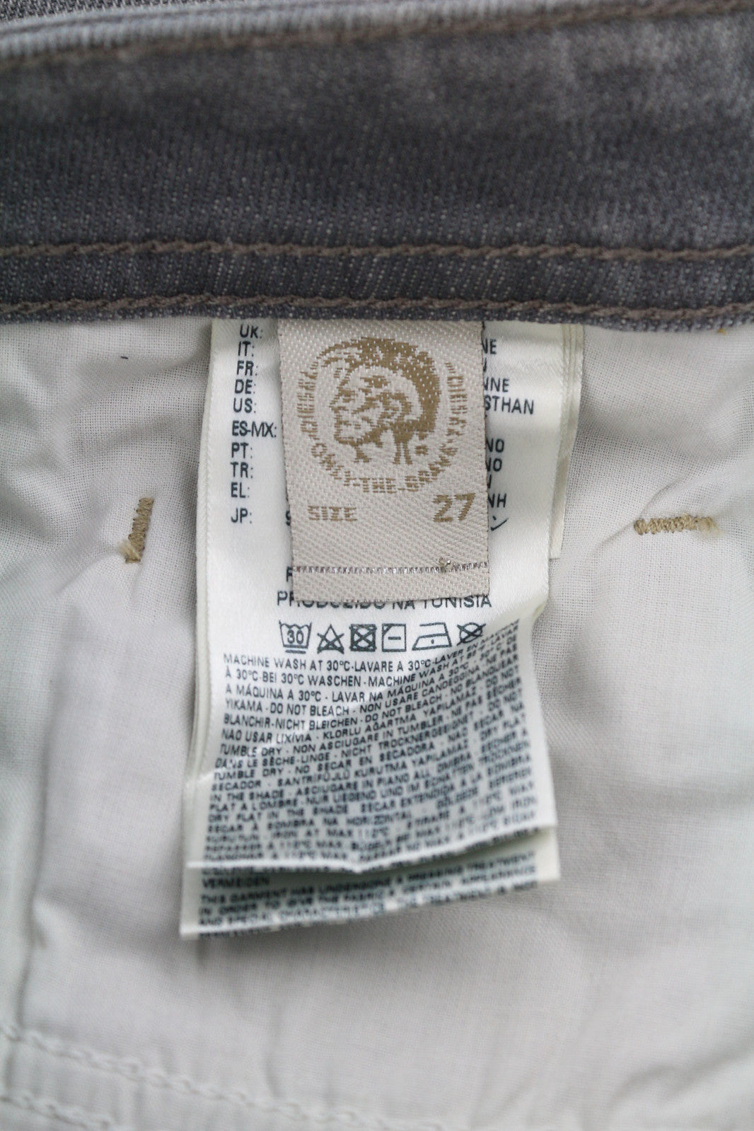 DIESEL Buster 0853T Men Jeans W27/L30 Regular Slim Tapered Stretch Washed Grey