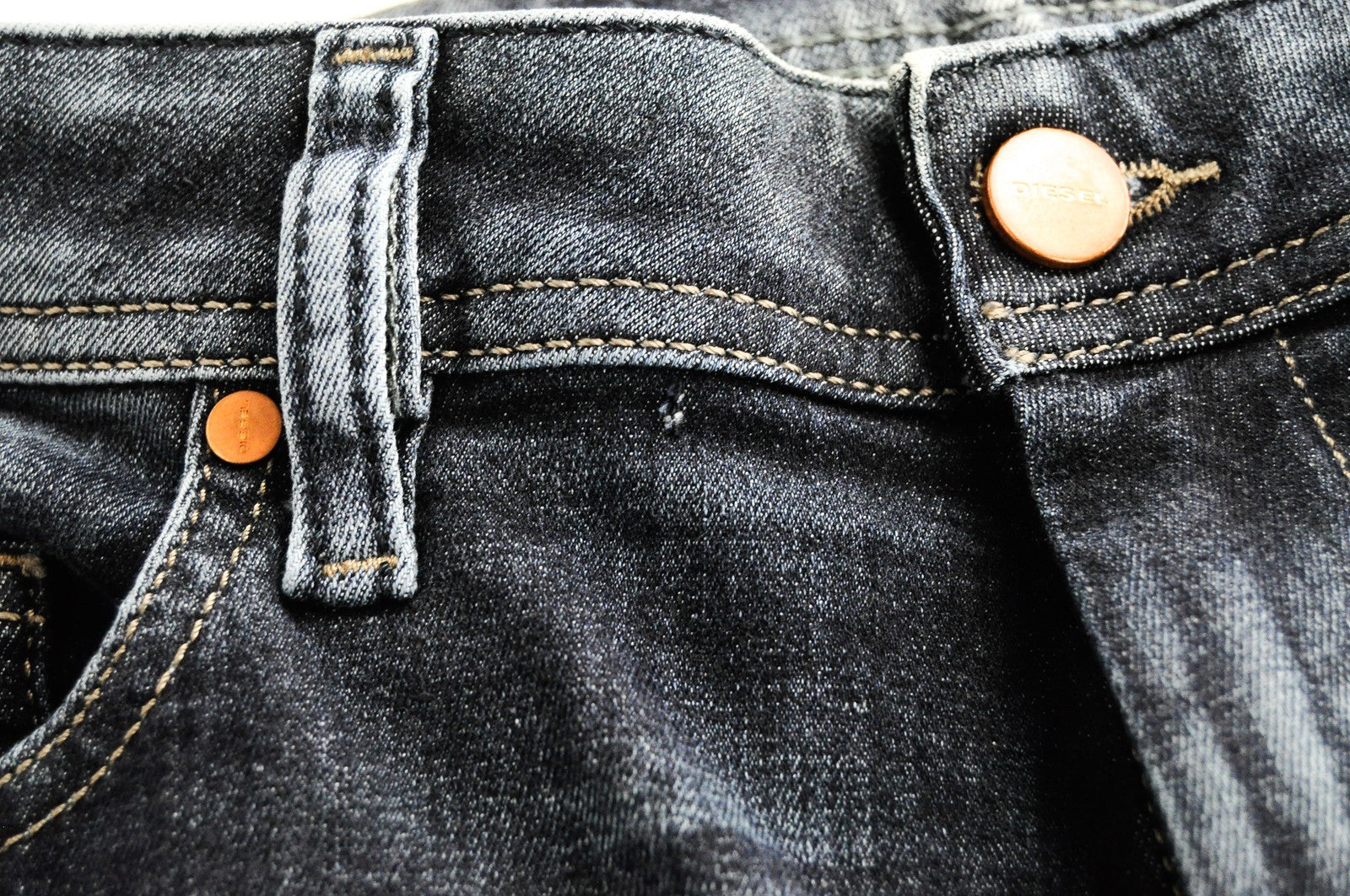 DIESEL Stickker 0687M vyriški aptempti itin ploni džinsai W34 L30 akmens mėlynumo 