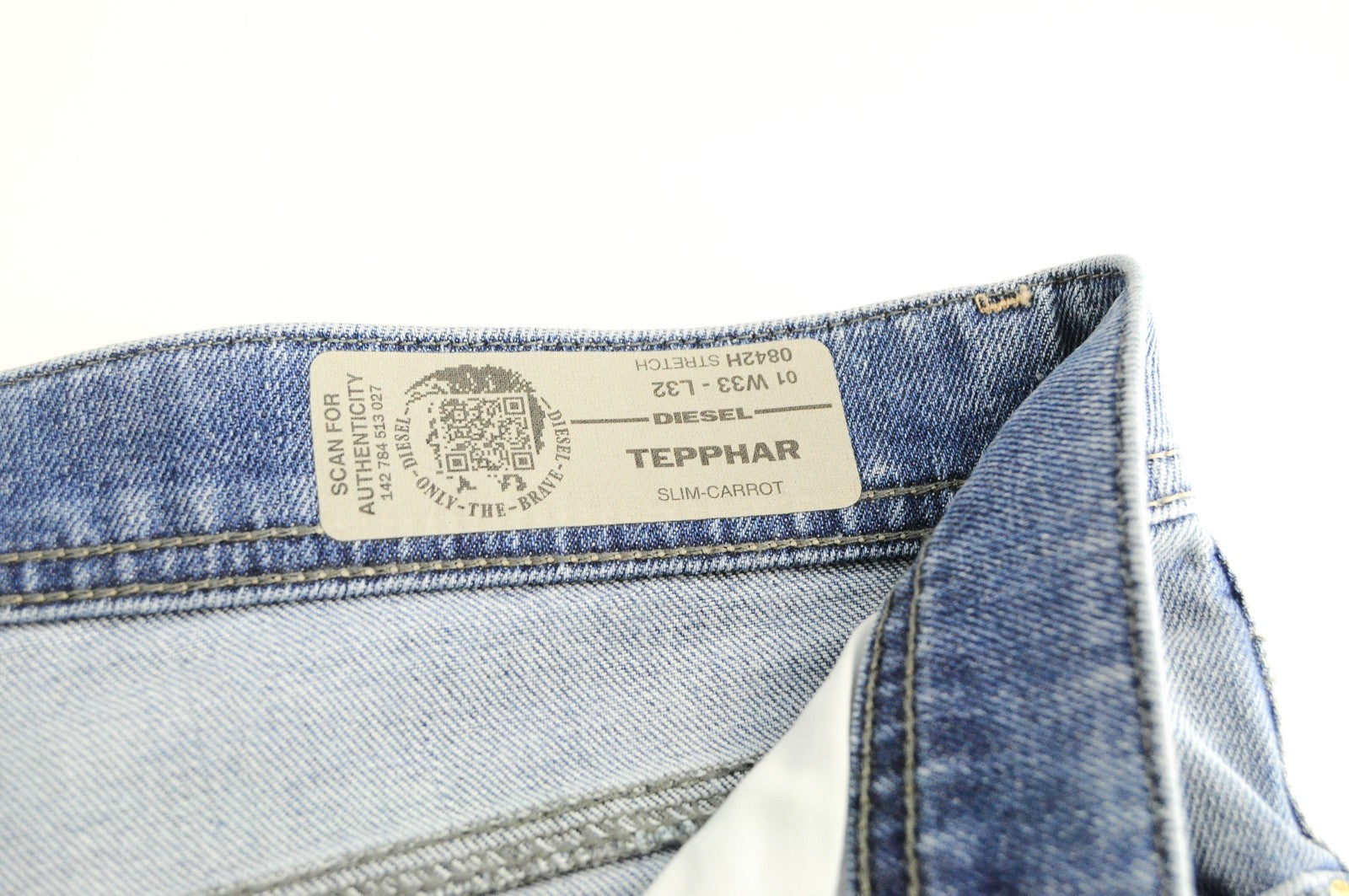 DIESEL Tepphar 0842H vyriški W33 L32 morkų spalvos džinsai šviesiai mėlyni skalbti 