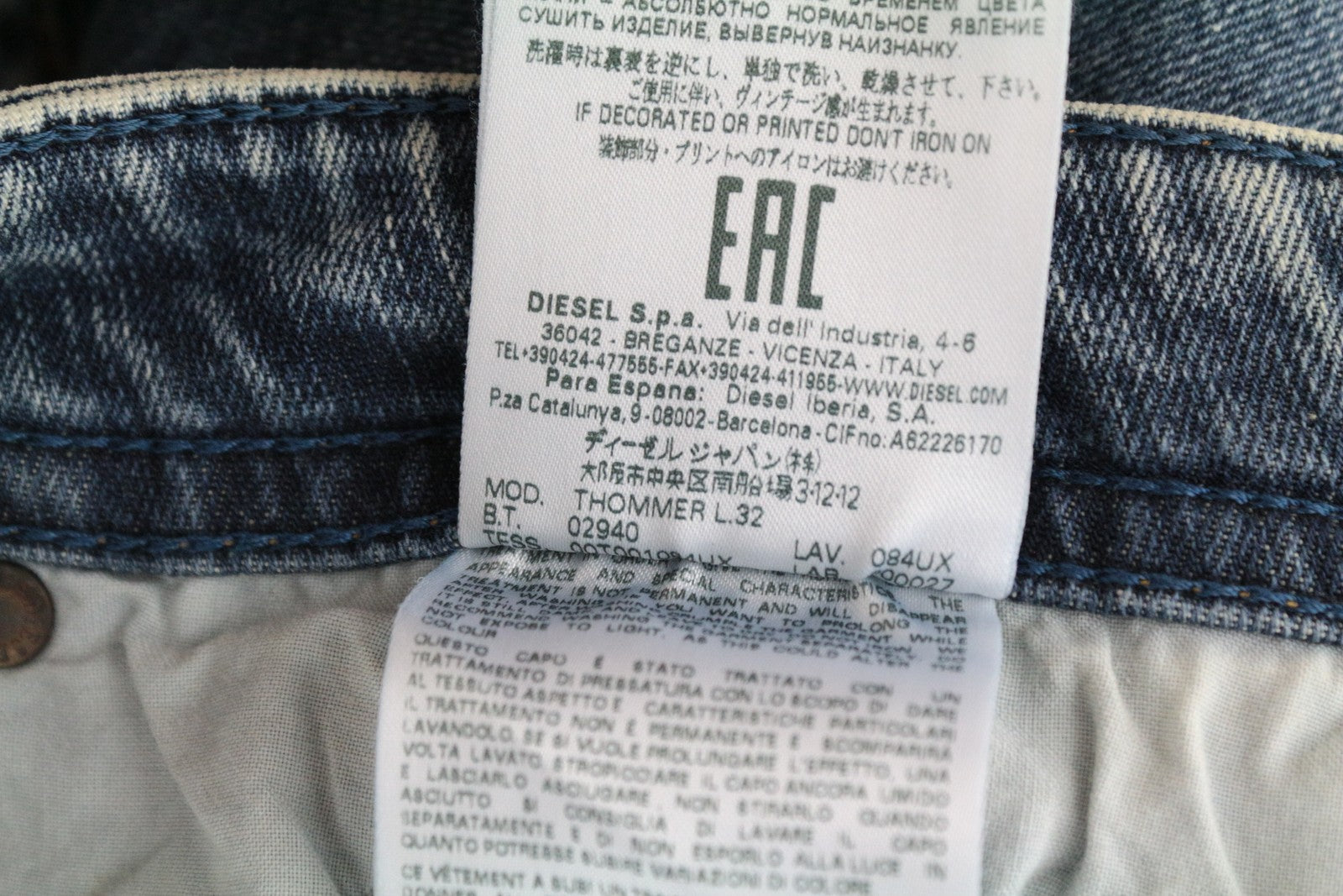 DIESEL Thommer 084UX Men's Jeans W28/L32 Blue Wash Denim