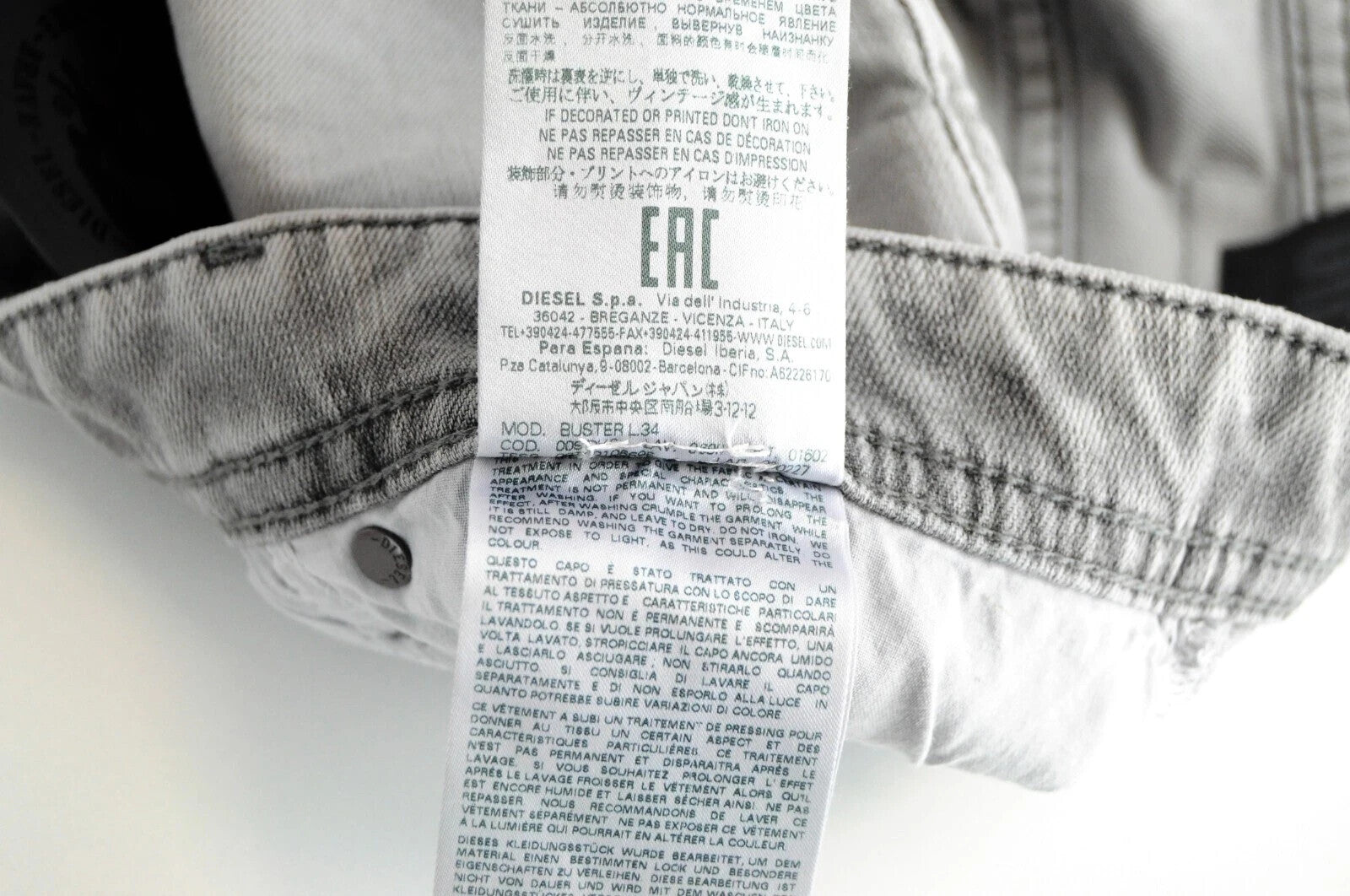 DIESEL Buster 069II vyriški ploni siaurėjantys džinsai, W28 L34, pilki, medvilniniai, šviesiai skalbti 
