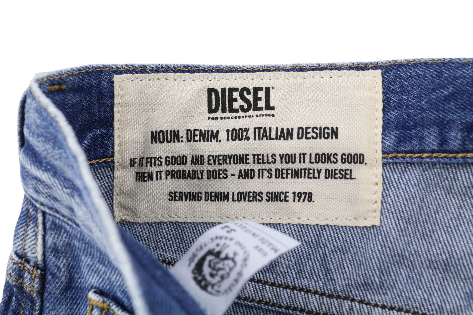 DIESEL D-Macs 09A25 Men Jeans W34/L30 Straight Fit Ripped RRP€250 Washed Blue