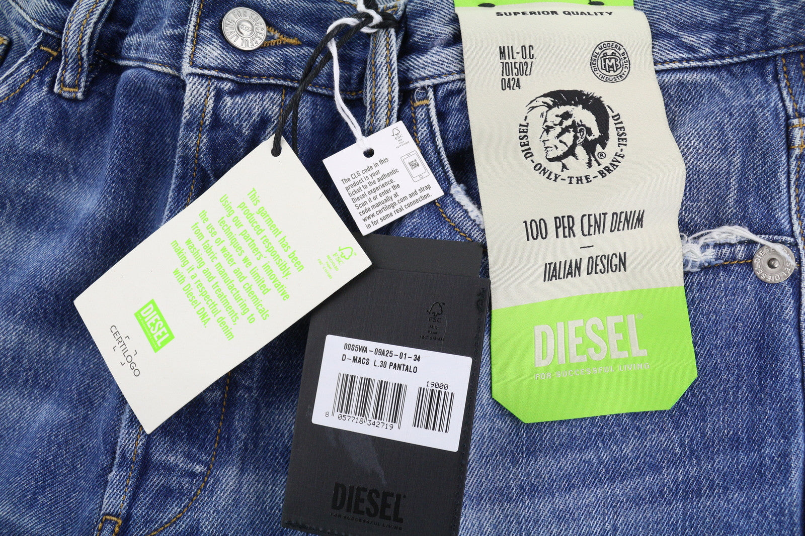 DIESEL D-Macs 09A25 Men Jeans W34/L30 Straight Fit Ripped RRP€250 Washed Blue