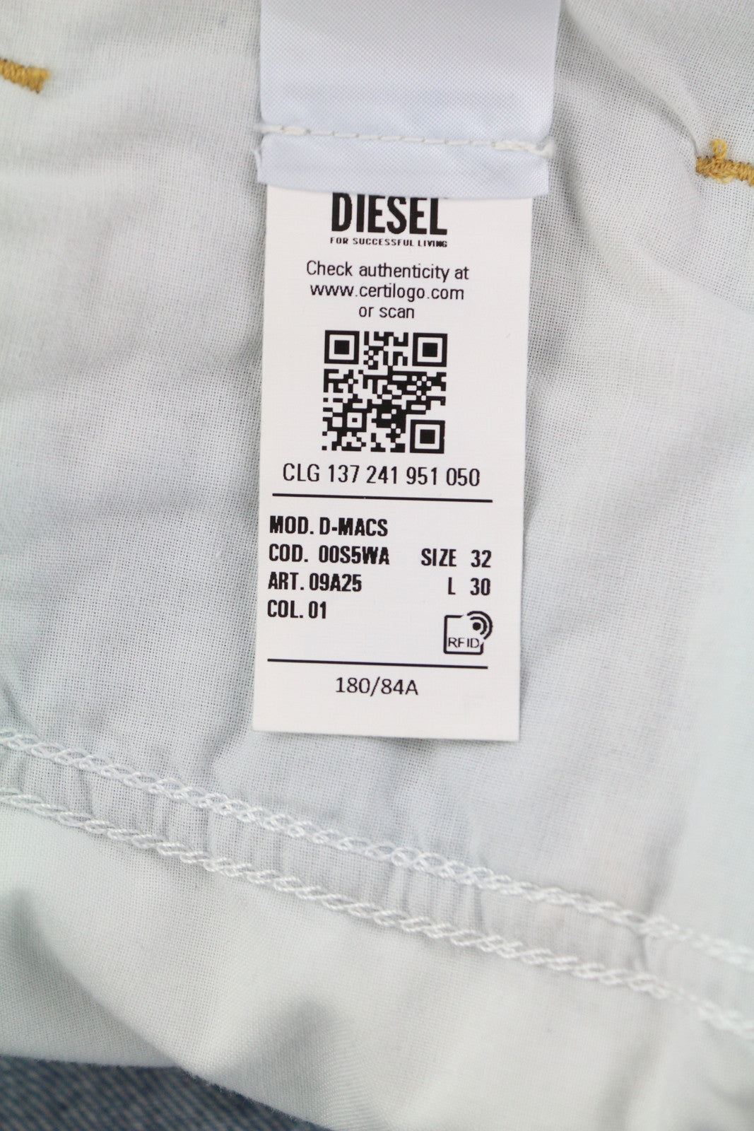 DIESEL D-Macs 09A25 Men Jeans W32/L30 Straight Fit Ripped RRP€250 Washed Blue