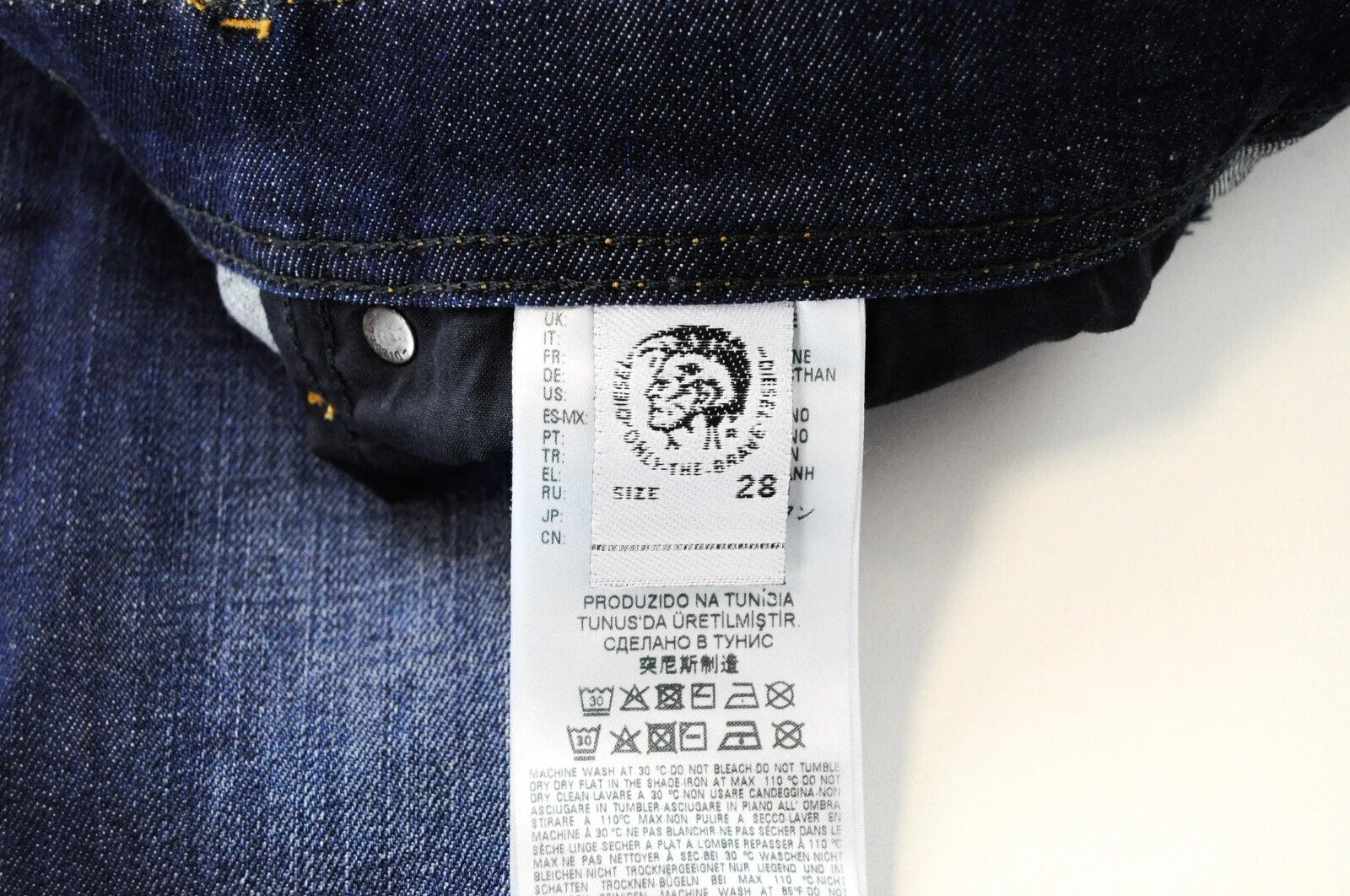 DIESEL Tepphar R7NA8 Mens Jeans W28/L32 Slim Carrot Blue Stretch Ripped