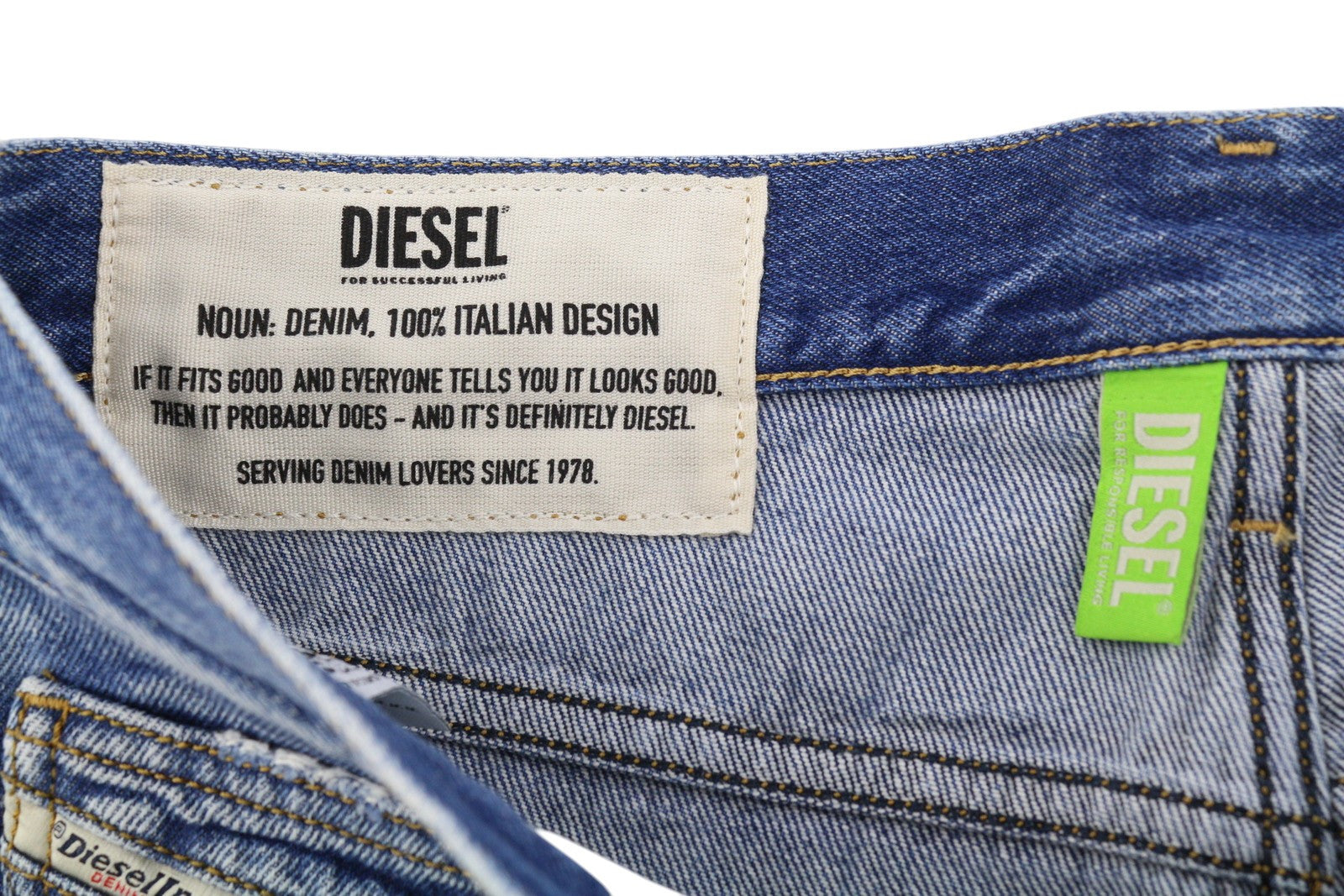 DIESEL D-Macs 09A25 Men Jeans W31/L30 Straight Fit Ripped RRP€250 Washed Blue