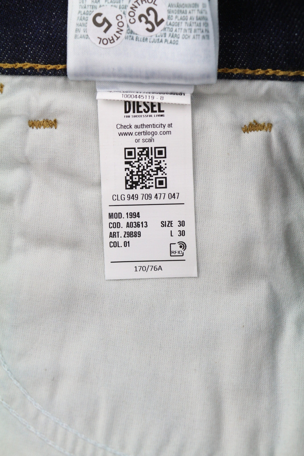 DIESEL 1994 Z9B89 Men Jeans W30/L30 Slim Fit Straight Leg High Waist Denim Blue