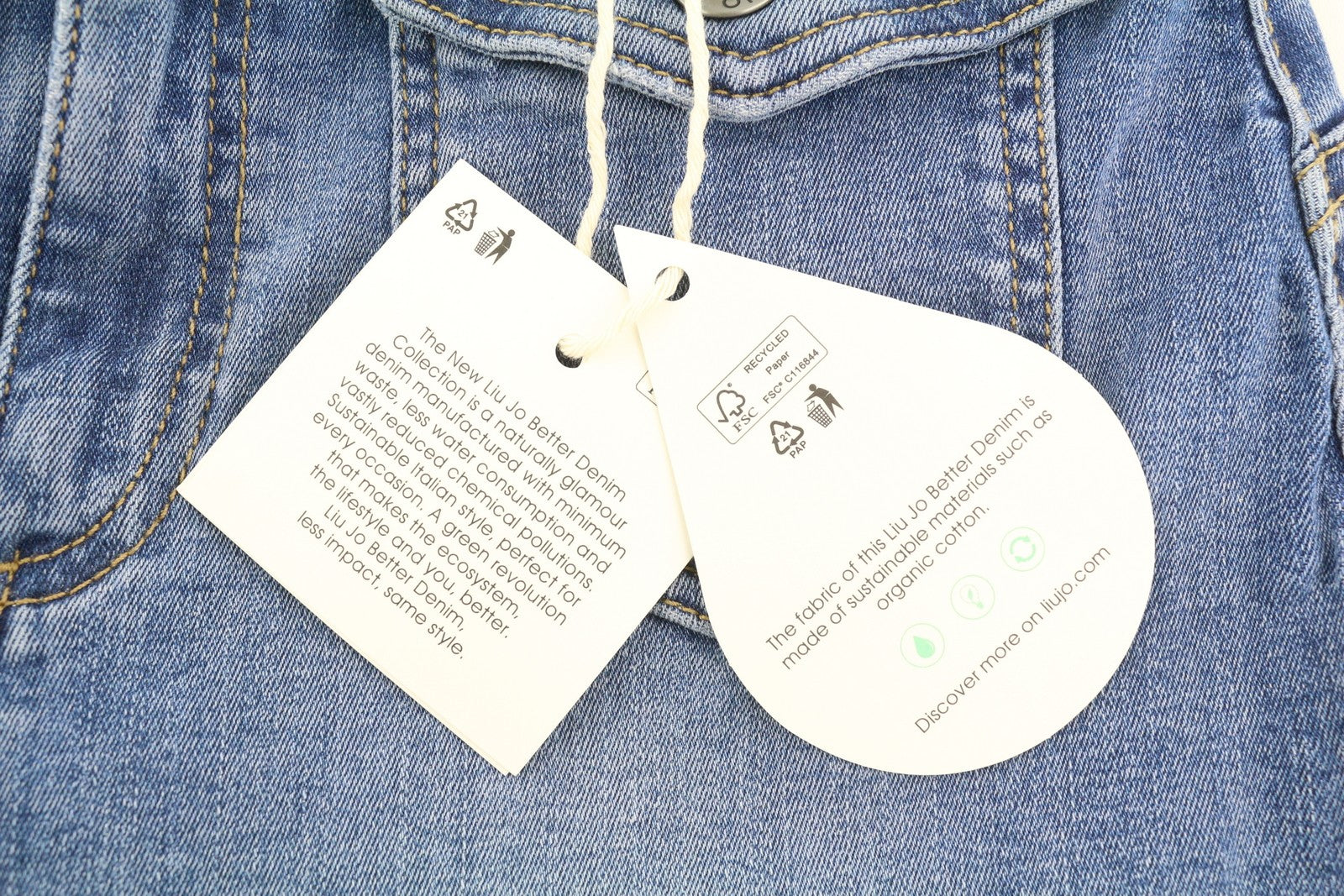 LIU JO Flare Pock Women Jeans W28 High Waist Patch Pockets Washed Denim Blue