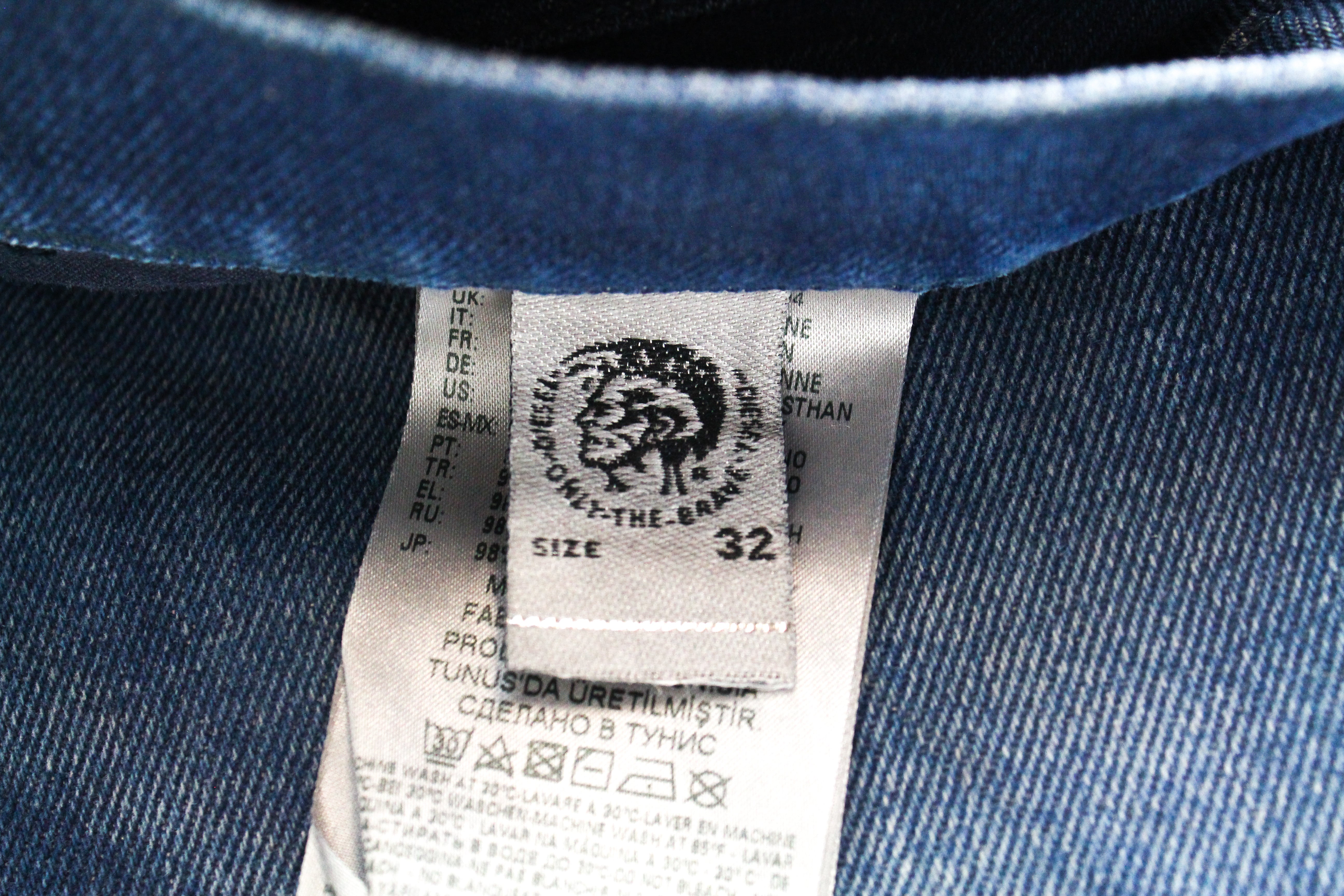 DIESEL D-Eetar 0870I Men's Jeans W32/L32 Tapered Blue Stretch