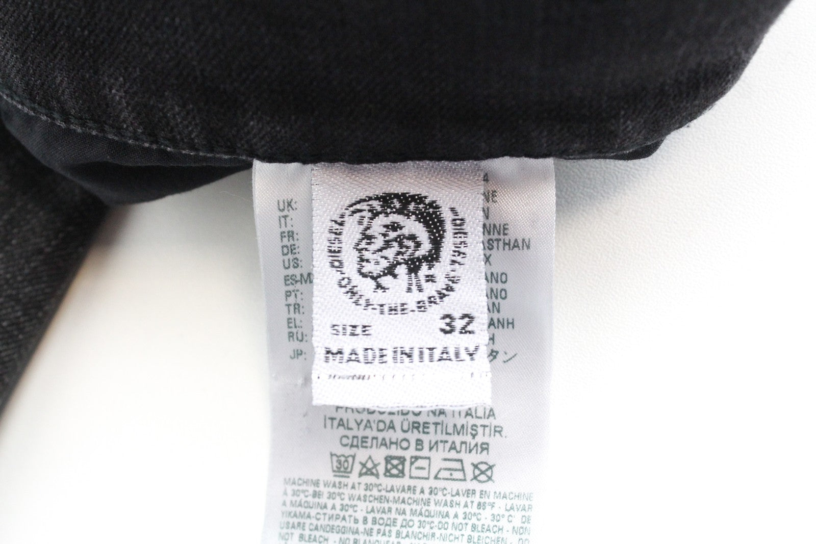 DIESEL D-Eetar 069BG Men's Jeans W32/L32 Tapered Fit Wash Stretch Grey