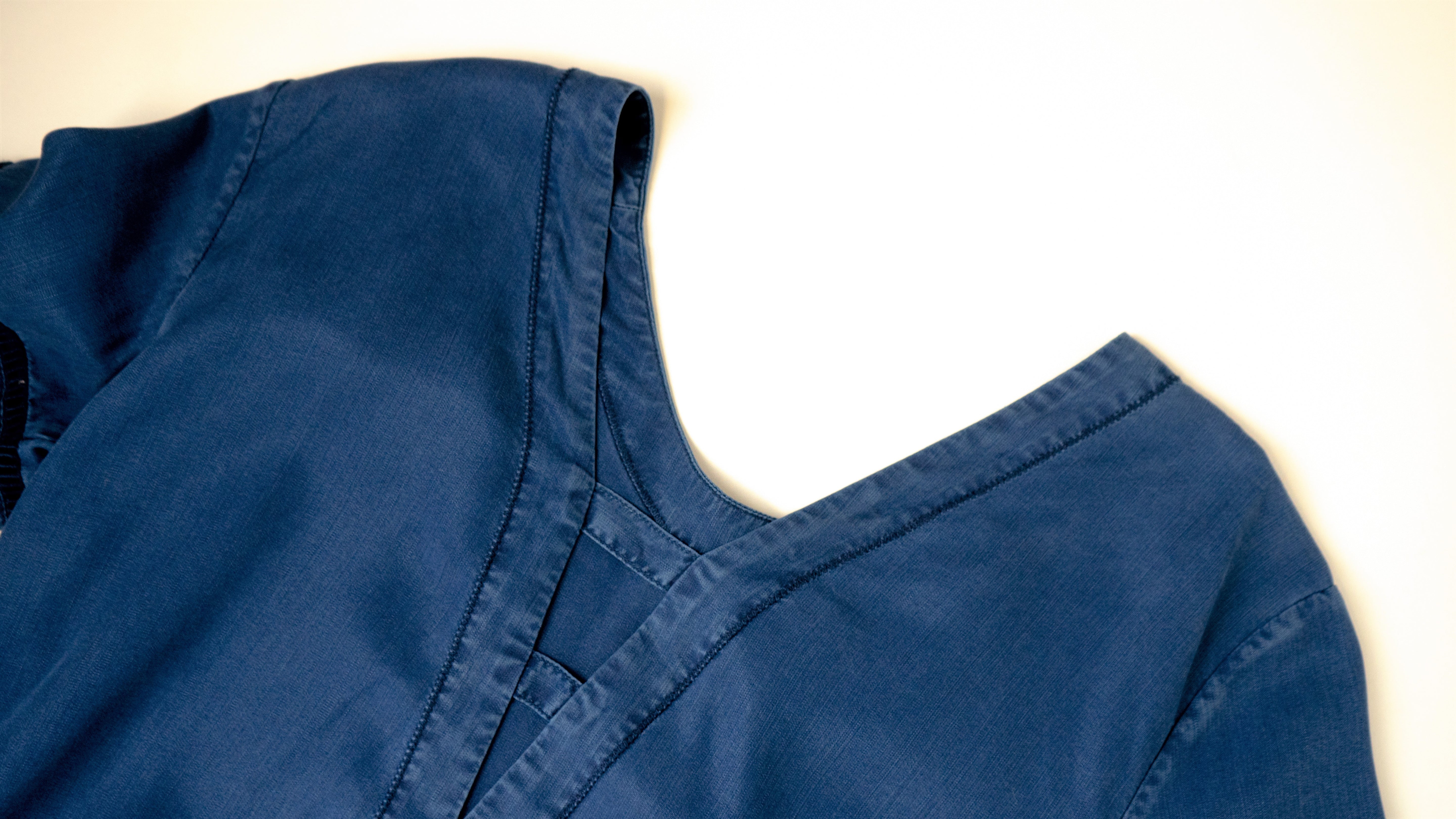 DENHAM Cascade Tee Women's S V-Neck Pullover Blue Short Sleeve Casual Top