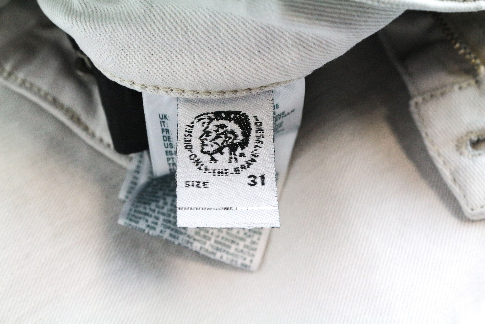 DIESEL Neekhol 003W7 Women's Jeans W31 L32 Denim Straight Fit Light Blue Stretch