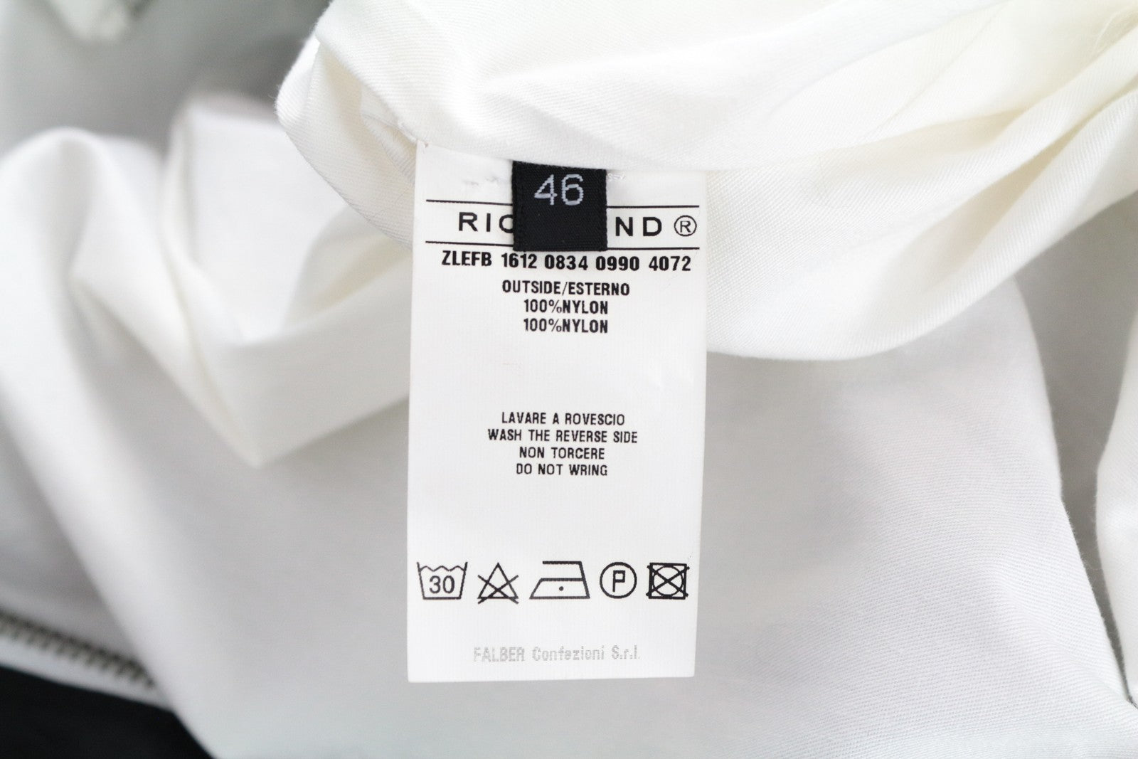 RICHMOND vyriška striukė 46 juoda, su užtrauktuku, pamušalu, vienaeilis, ilgomis rankovėmis, elegantiška 