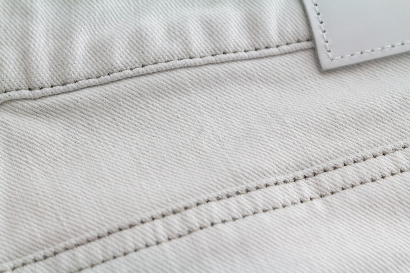 DIESEL Neekhol 003W7 Women's Jeans W30 L32 Blue Straight Fit Stretch Light Denim