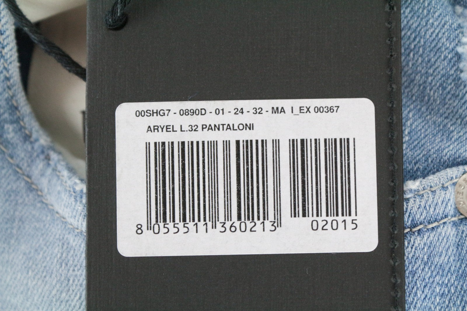 DIESEL Aryel 0890D Women's W24 L32 Jeans Straight Blue Distress Girls Fit