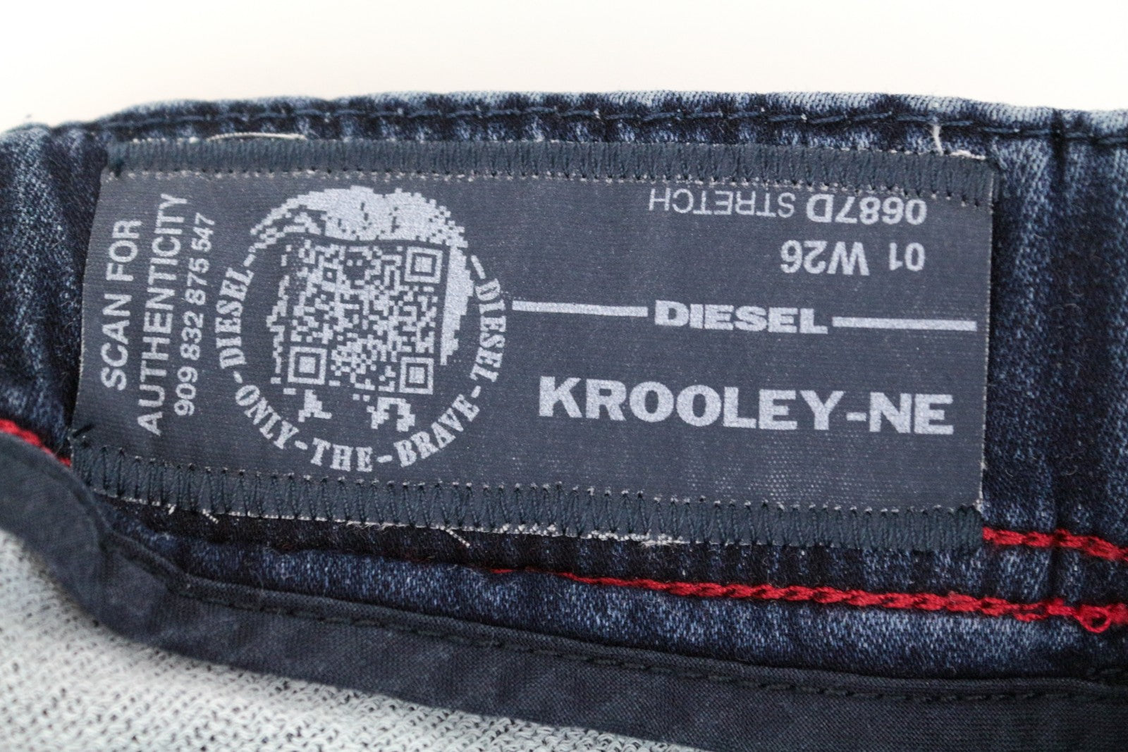 DIESEL Krooley-NE 0687D Men's W26 Blue Carrot Fit Slim Sweat Washed Jog Jeans