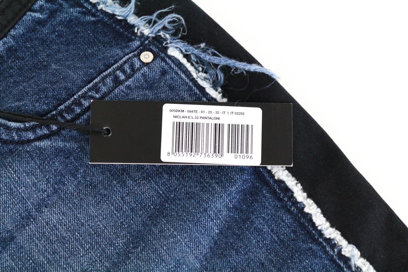 DIESEL Niclah-E 084TE Women Jeans W25/L32 Straight Fit Cotton Blue Wash