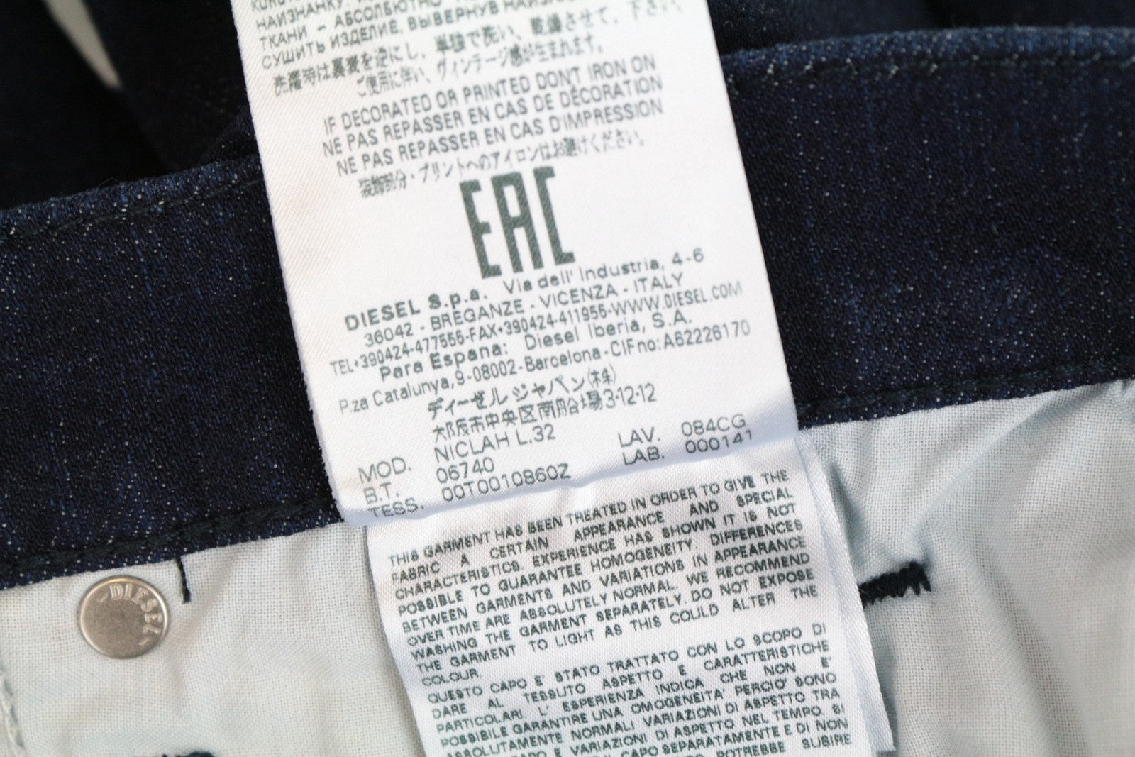 DIESEL Niclah 084CG Women Jeans W30/L32 Straight Blue Stretch High Waist