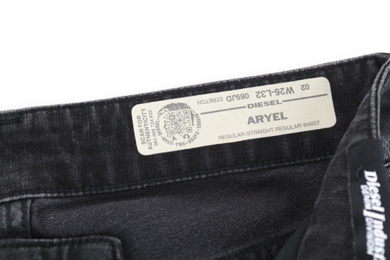 DIESEL Aryel 069JD Women Jeans W26/L32 Coated Stretch Straight Distress Black