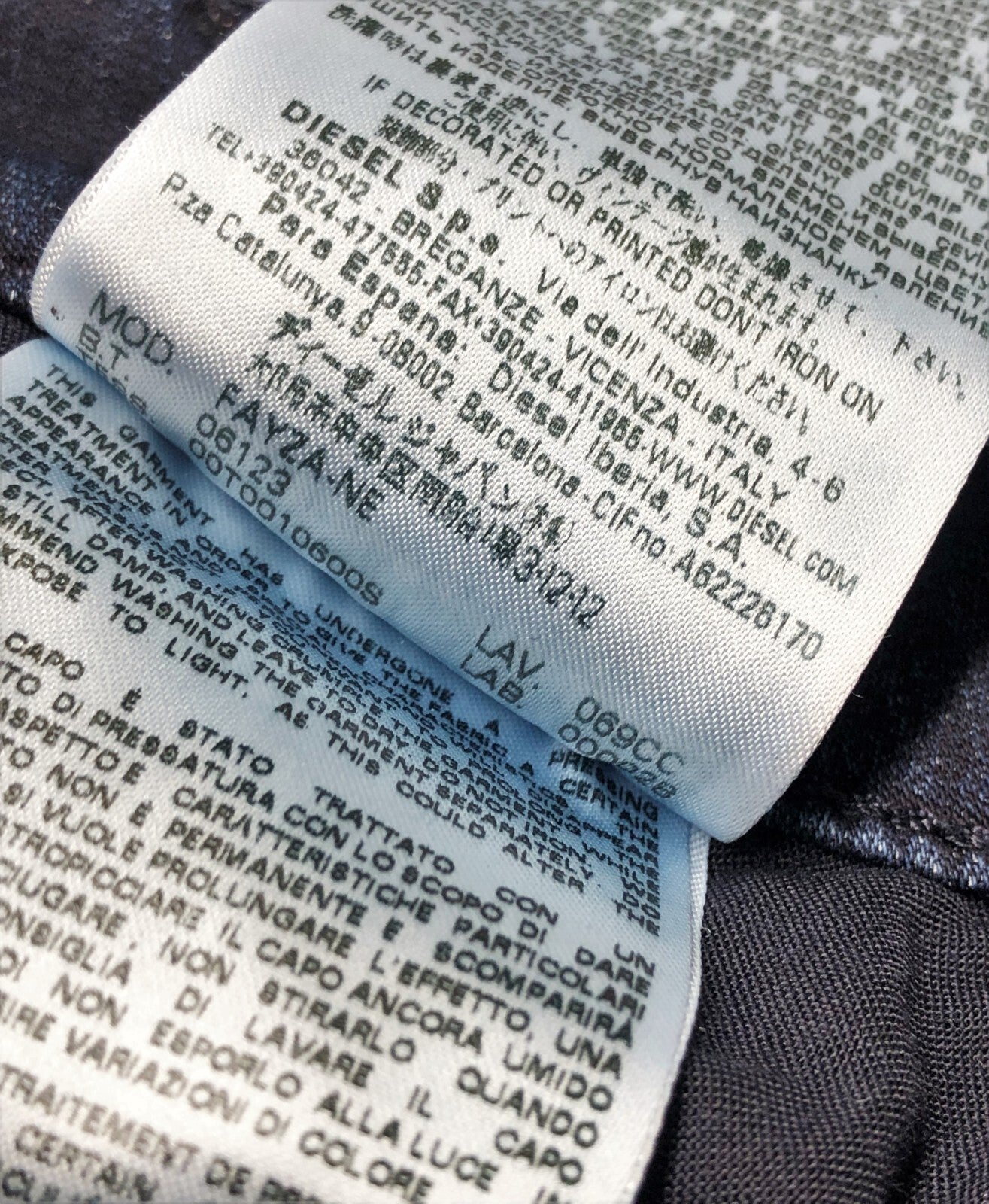 DIESEL Fayza-NE 069CC Women Jeans W25 Jogg Sweat Distress Boyfriend Stretch Blue