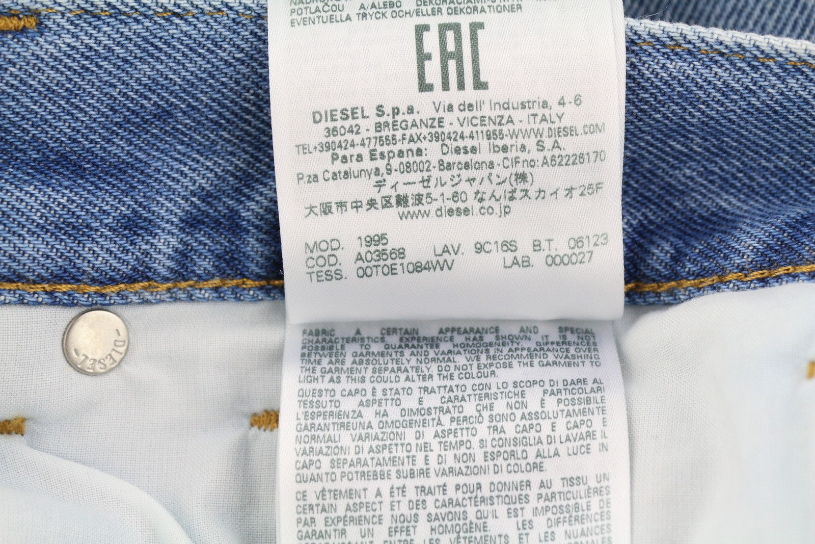 DIESEL 1995 9C16S Men Jeans W32/L32 Slim  Straight Leg Mid Waist Washed Blue