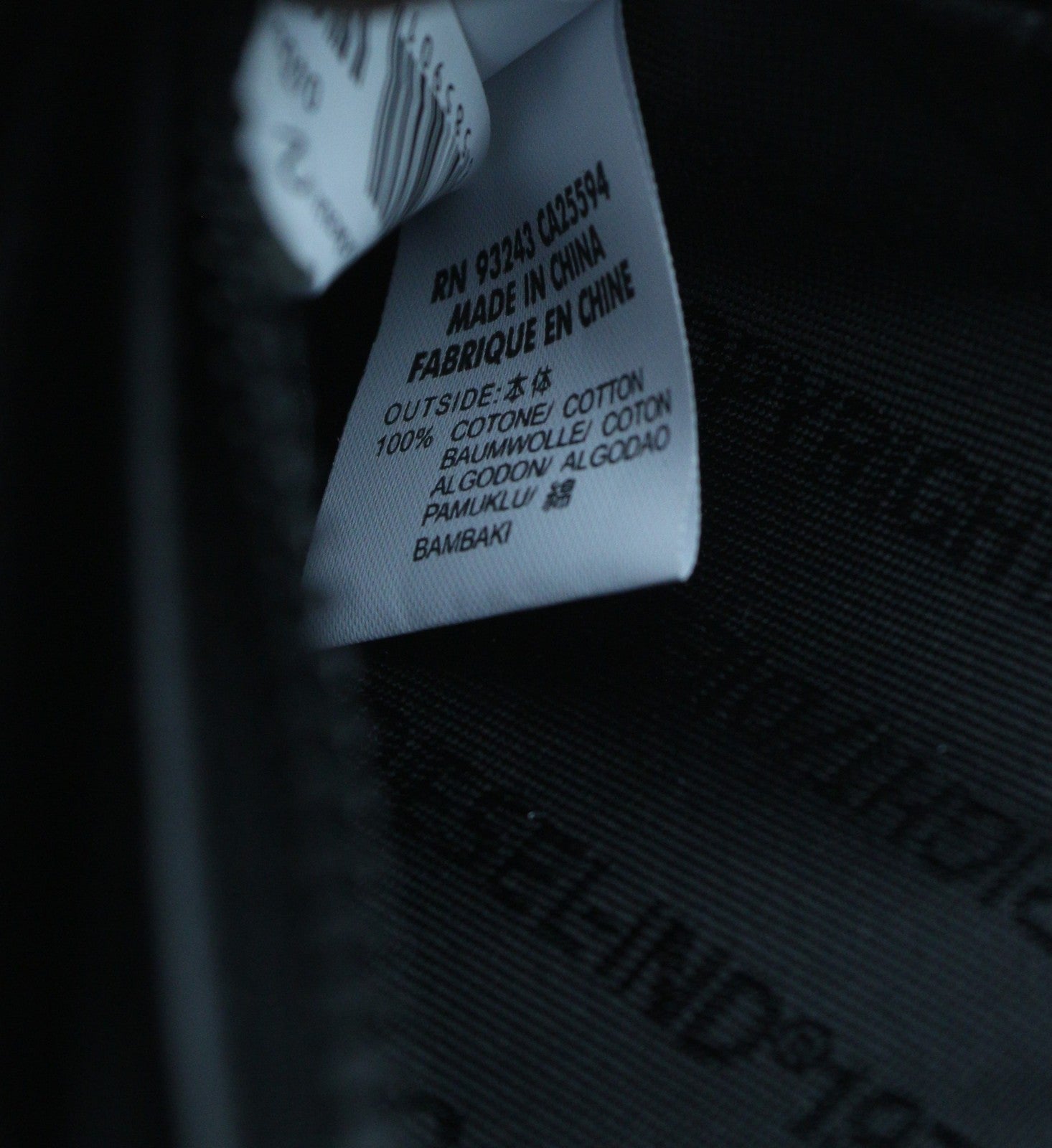 DIESEL Isuki 24 Zip Unisex Wallet ONE SIZE Black Zipper Closure RRP€150