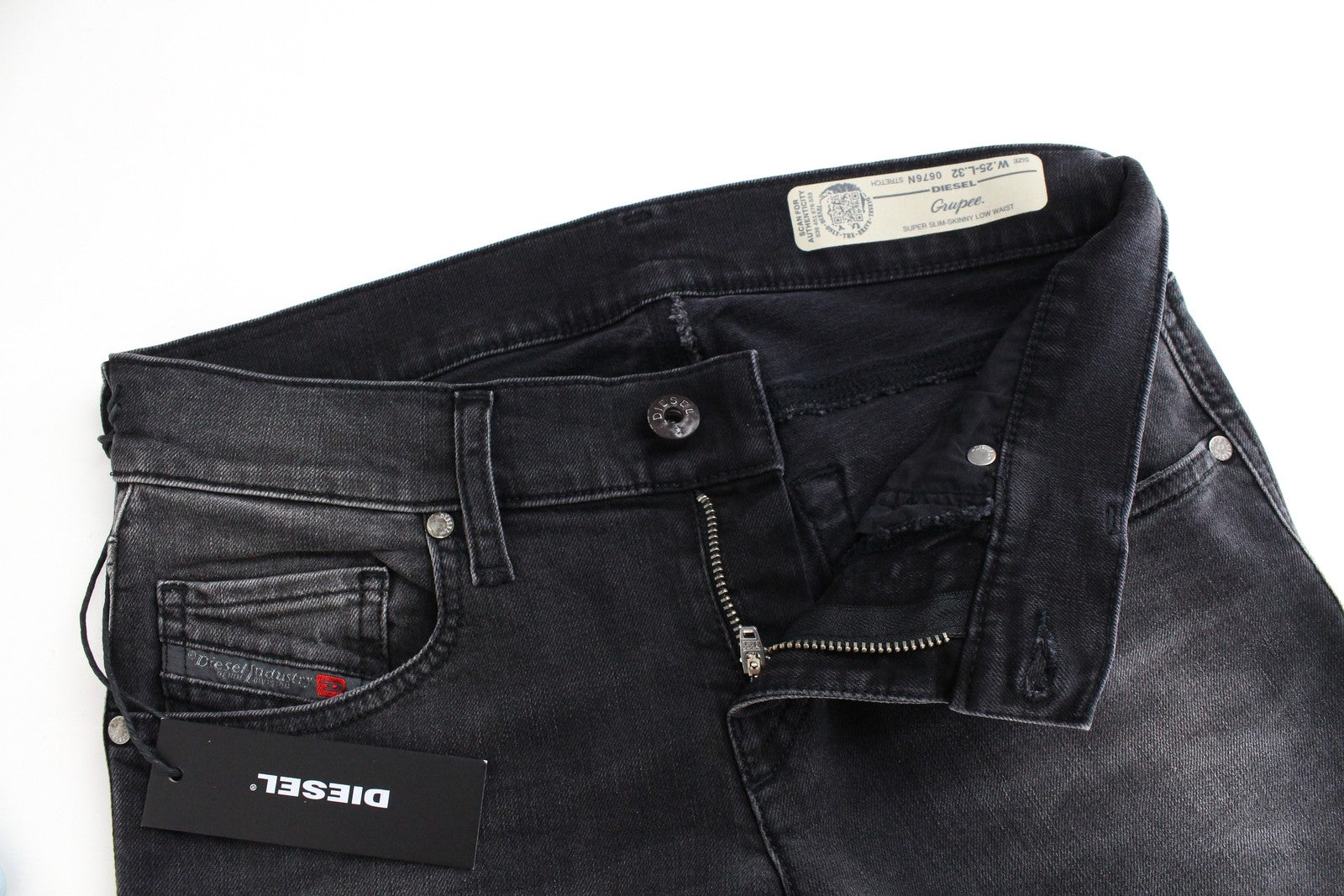 DIESEL Grupee 0676N Women's Jeans W25/L32 Skinny Fit Wash Stretch Grey