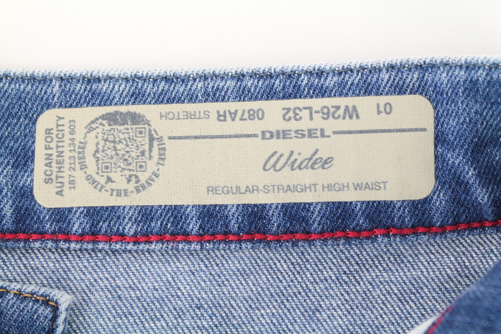 DIESEL Widee 087AR Women's W26/L32 Blue Straight Wash Fit Cotton Stretch Jeans