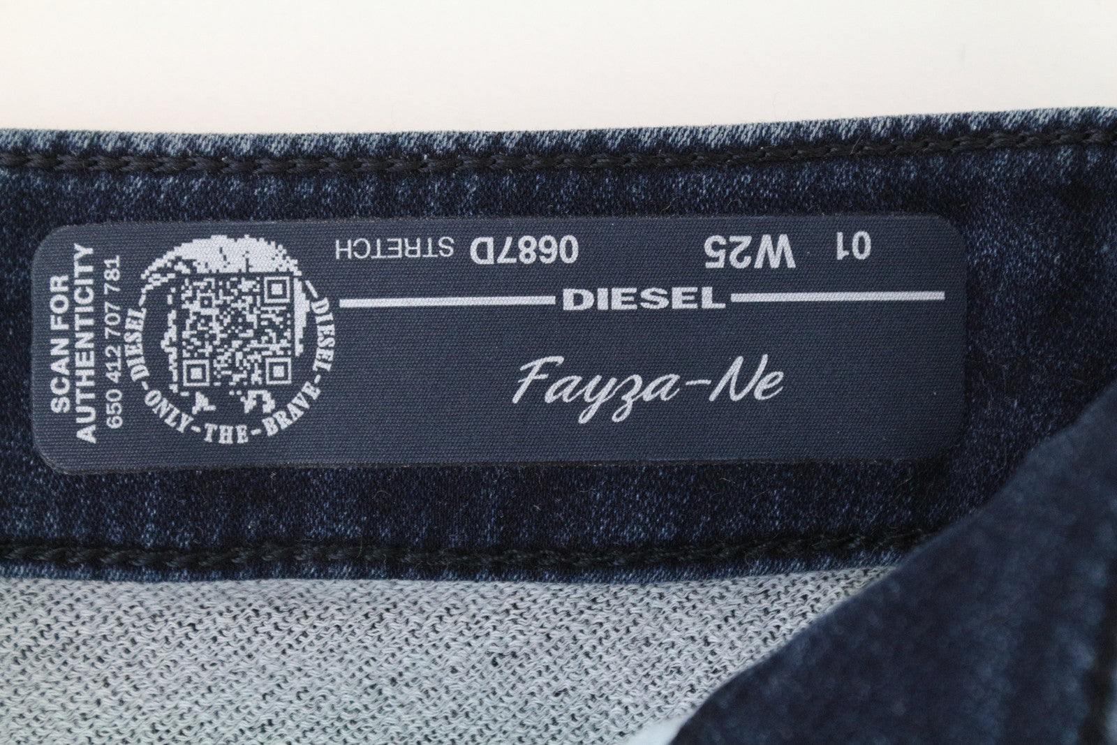 DIESEL Fayza-Ne 0687D Women's Jeans W25 Blue Jogg Boyfriend Fit Stretch Wash