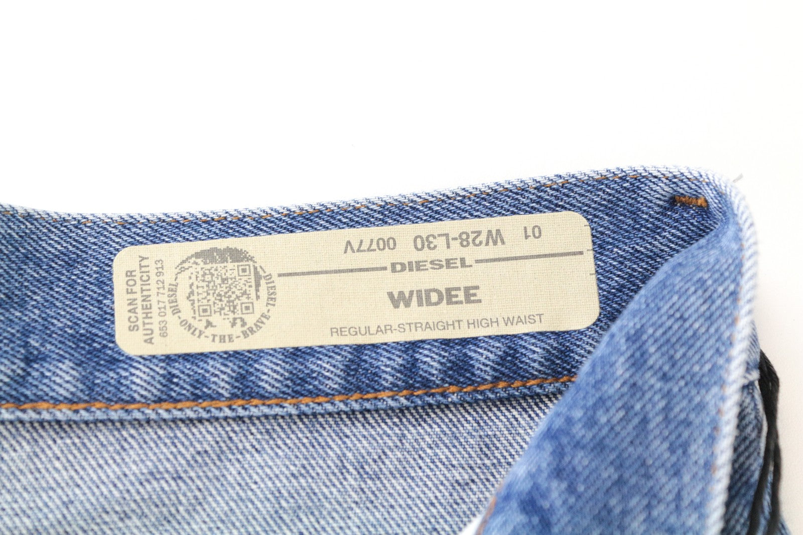 DIESEL Widee 0077V Women's W28/L30 Straight Blue Cotton Jeans with 5 Pockets