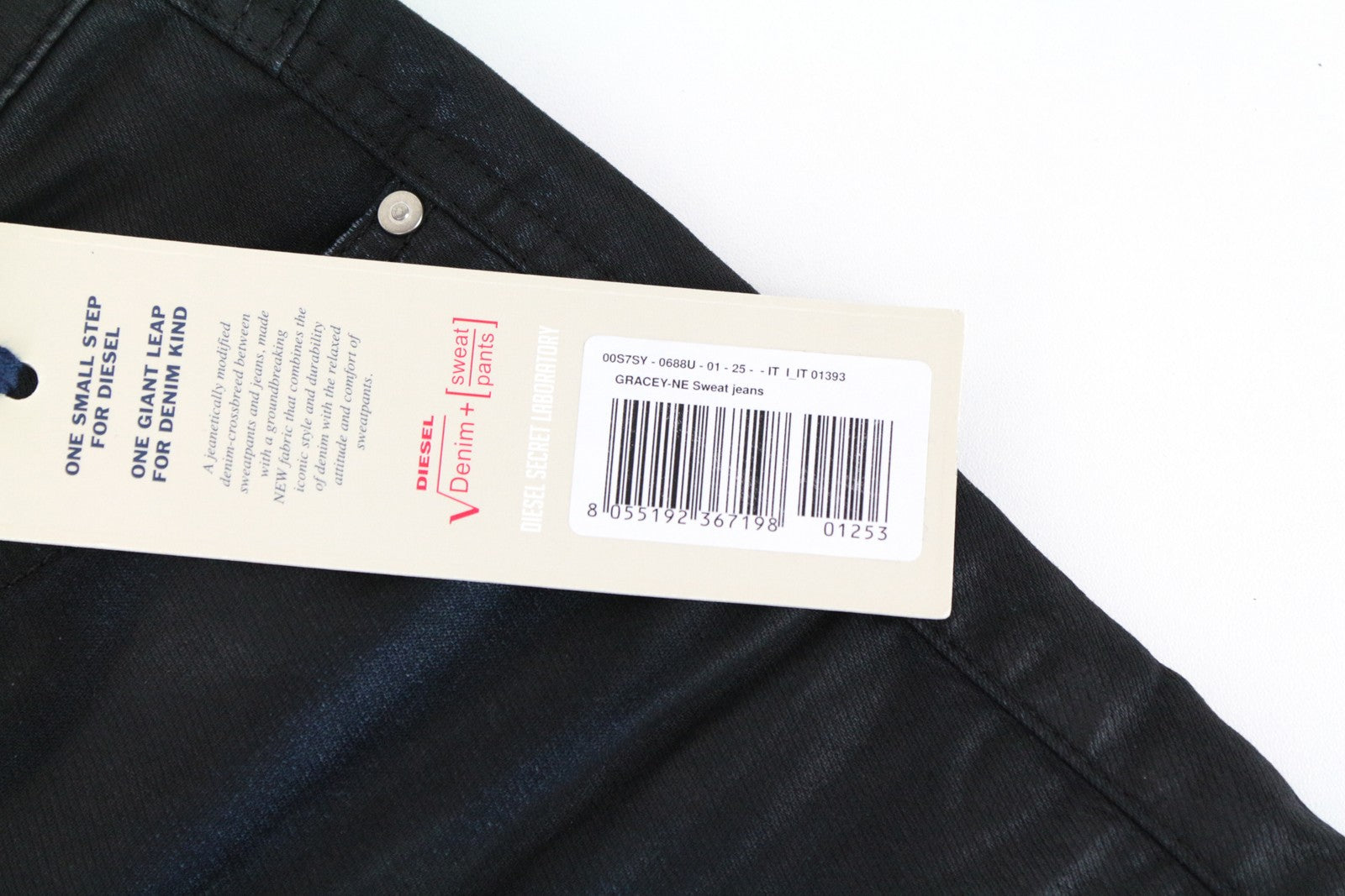 DIESEL Gracey-Ne 0688U Women's W25 Slim Black Coated Stretch Jogg Sweat Jeans