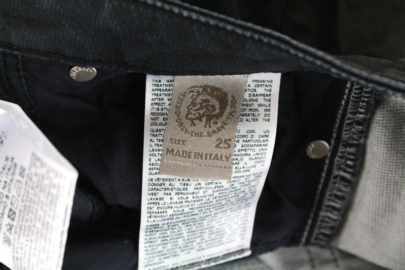 DIESEL Gracey-Ne 0688U Women's W25 Slim Black Coated Stretch Jogg Sweat Jeans