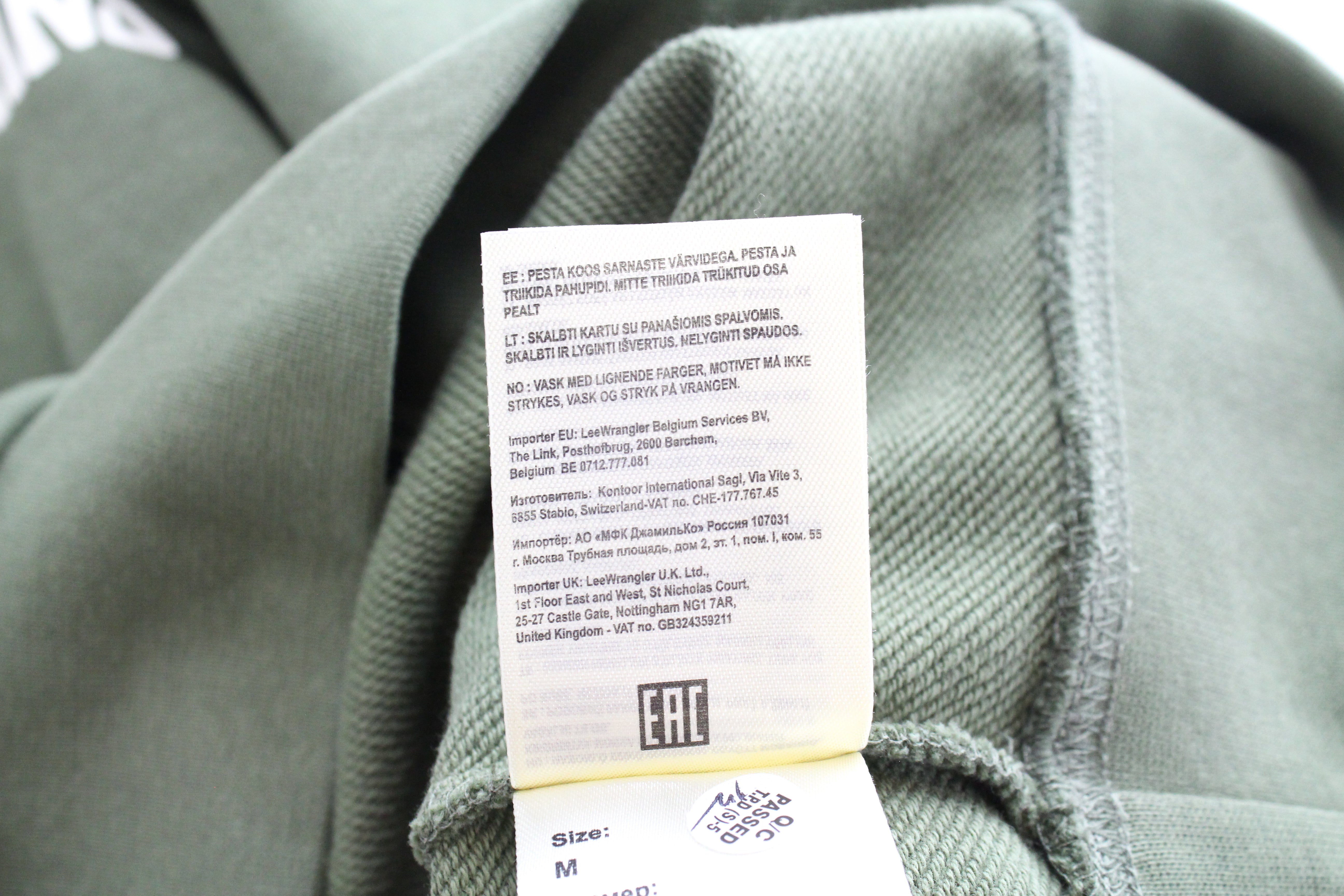 WRANGLER Men's M Green Hooded Slogan Fleece Sweatshirt