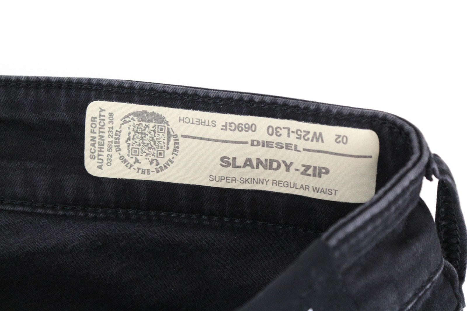 DIESEL Slandy-Zip 069GF Women's Jeans W25/L30 Coated Mid-Rise Skinny Fit Denim