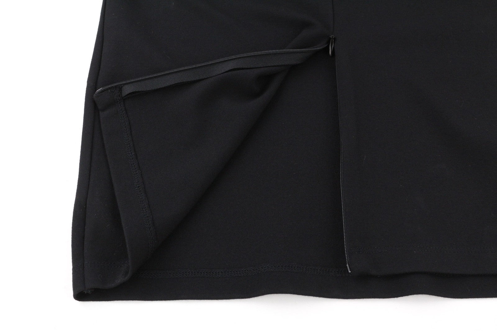 JOHN RICHMOND Womens Classic S Black Puff Long Sleeve Mock Neck   Long