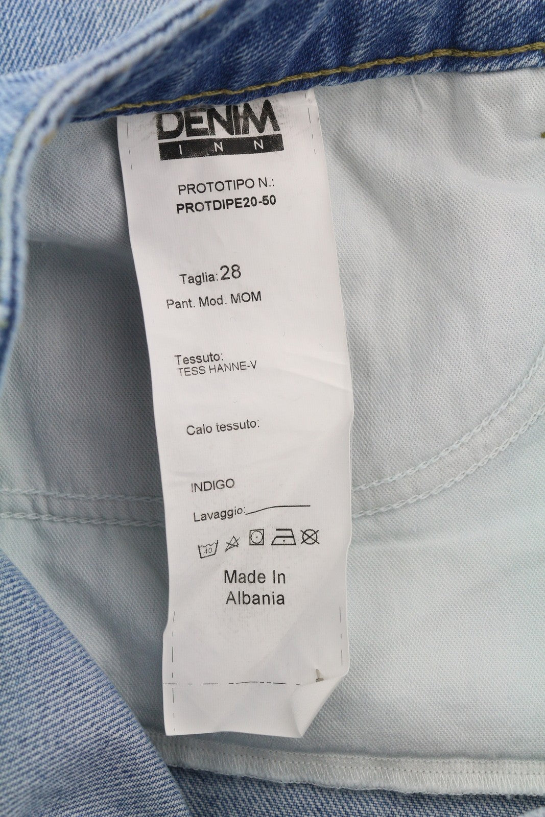 LIU JO Mom Womens Jeans W28  Blue Ripped Distress Ankle Length Slim