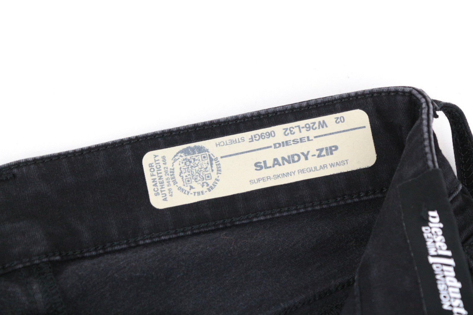 DIESEL Slandy-Zip 069GF Women's Jeans W26/L32 Super Skinny Fit Coated Mid-Rise