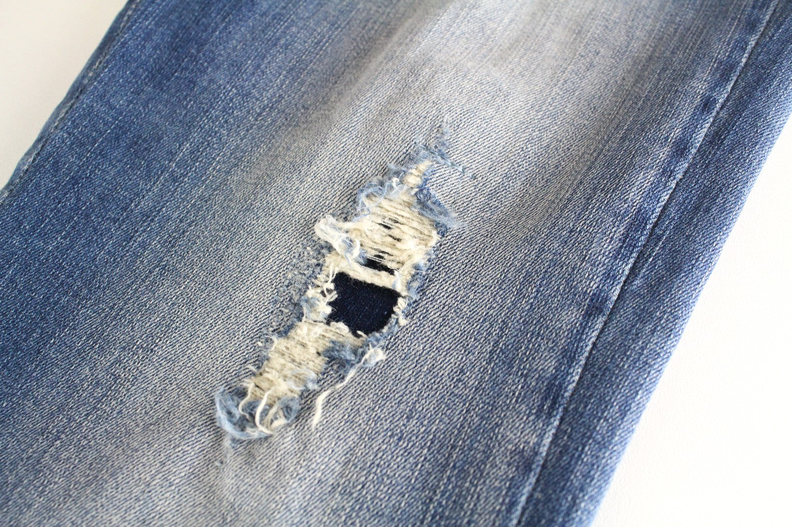 DIESEL Slandy 084MU Women's W31/L32 Skinny Fit Distressed Denim Jeans Blue