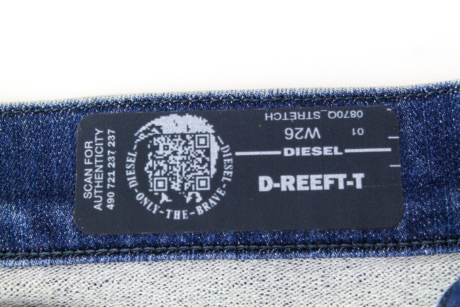 DIESEL D-Reeft-T 0870O Men's W26 Jogg Distressed Skinny Sweat Jeans Boys