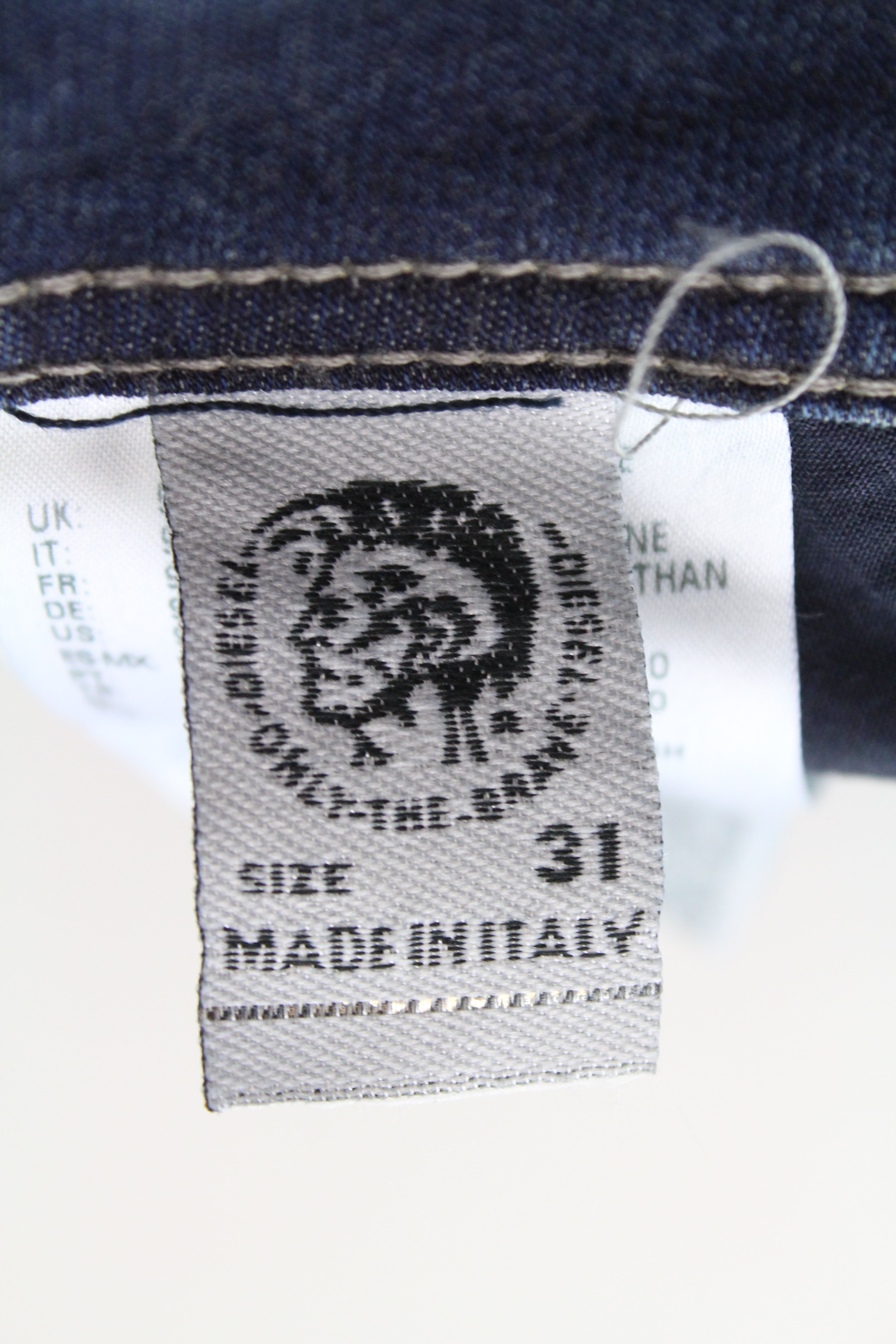 DIESEL Narrot-T 084PU Men's W31 Jeans Slim Distressed Washed Sweat Jogg