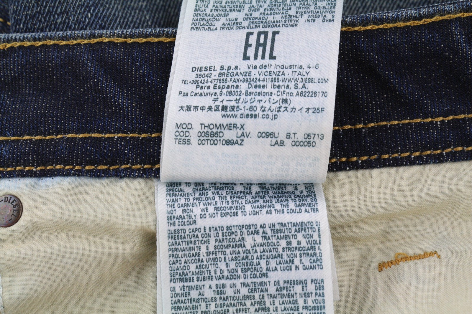DIESEL Thommer-X 0096U Mens Jeans W40/L32 Dark Blue Washed Distress Slim
