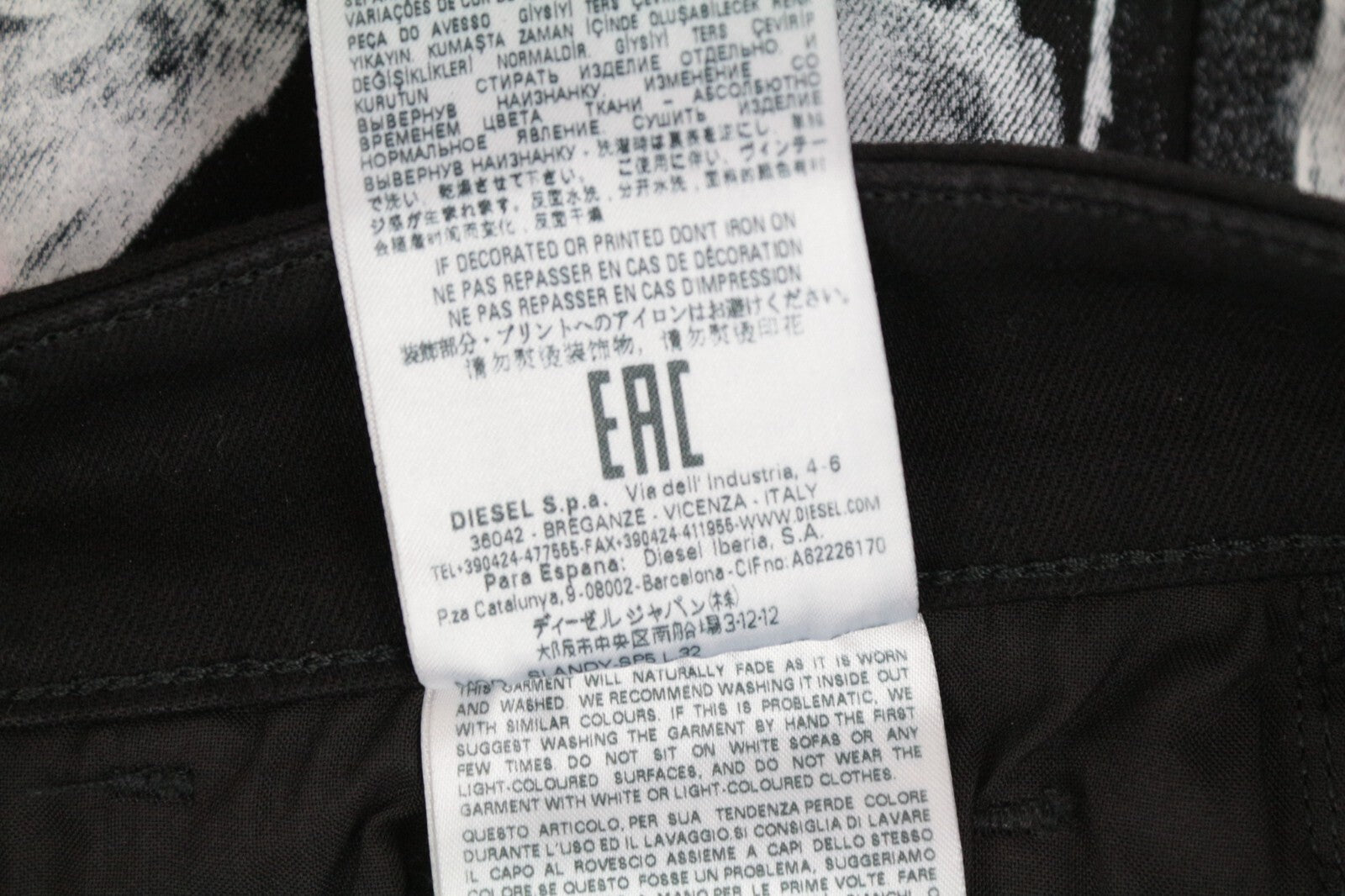 DIESEL Slandy-SP5 069KX W30/L32 Women Jeans Zip Super Skinny Stretch Print Black