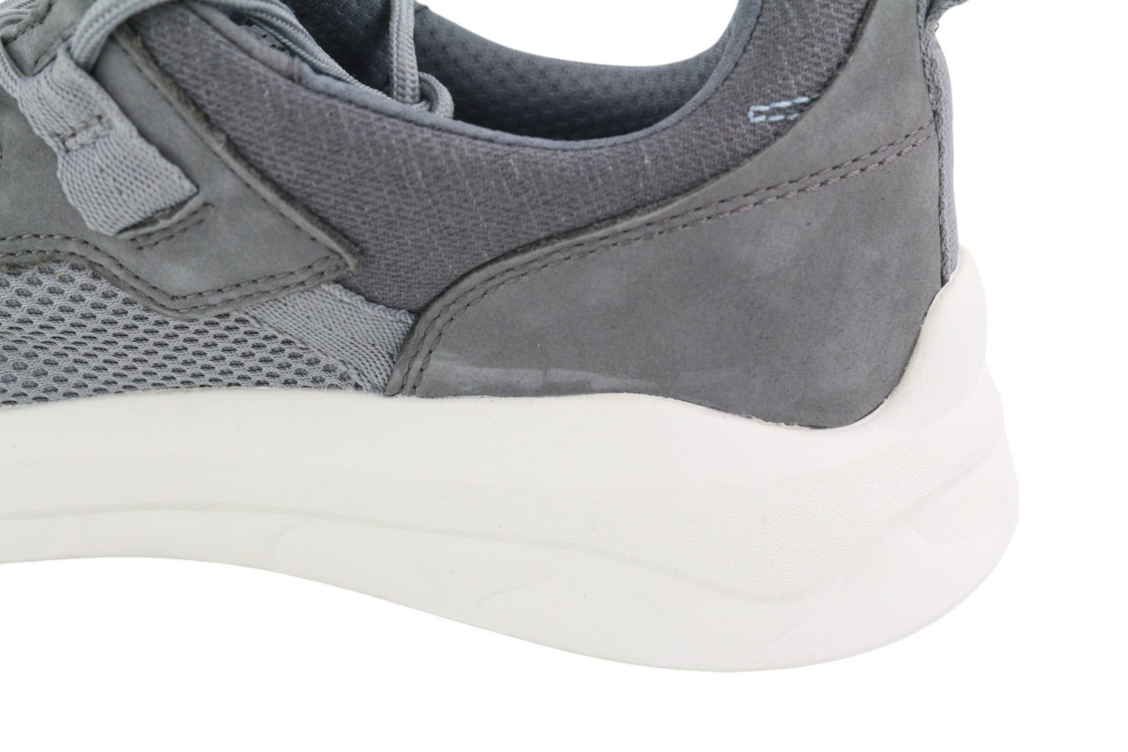 TIMBERLAND A3QBA Men Sneakers EU42 Grey Low Top Lace Up Almond Toe Green Stride