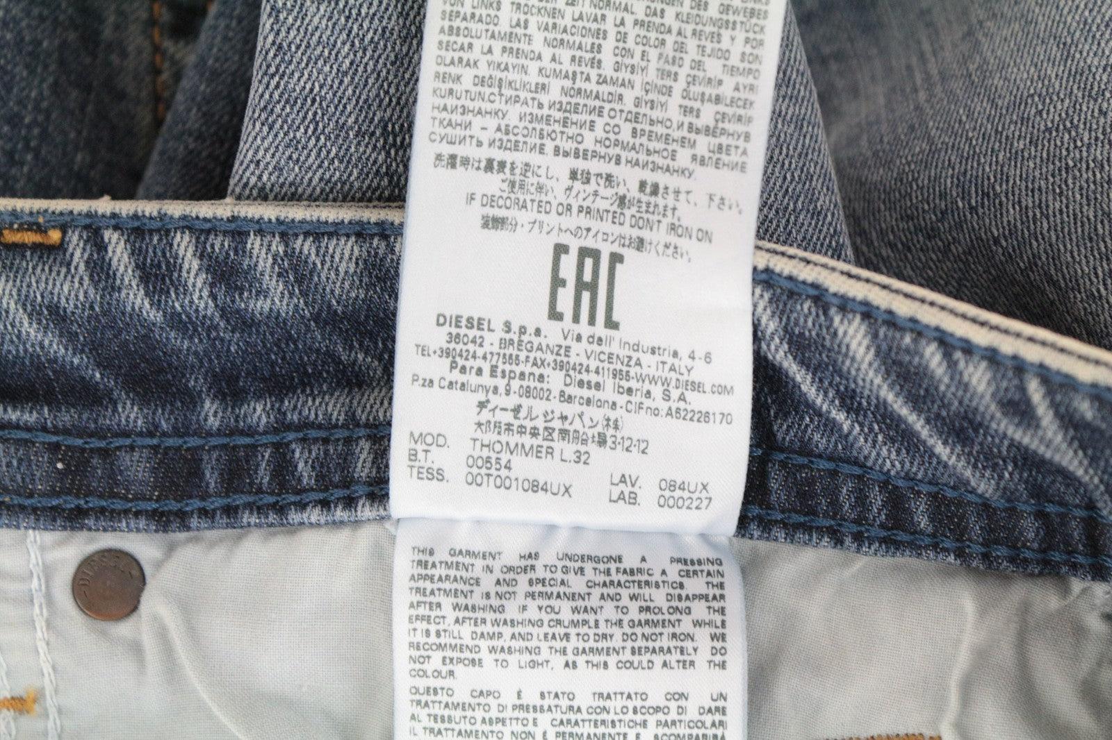 DIESEL Thommer 084UX W28/L32 Men Jeans Zip Fly Stone Washed Slim Skinny Stained