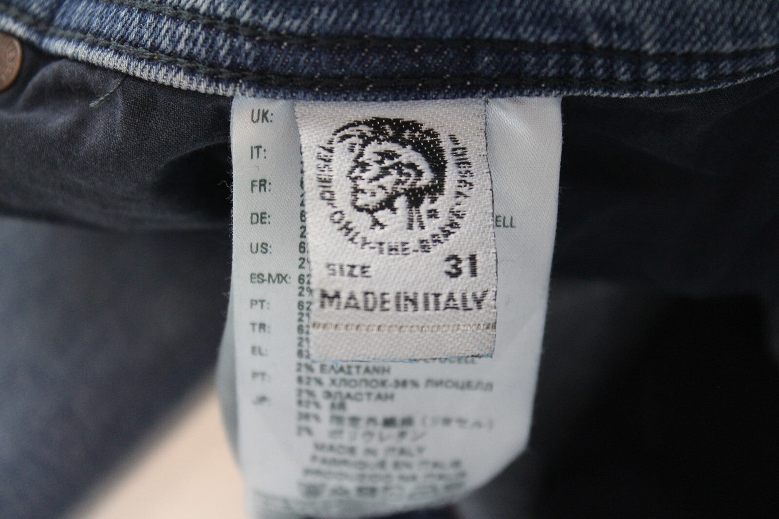 DIESEL Tepphar-R 084SV Mens Jeans W31/L32 Light Blue Slim  Buttoned Carrot