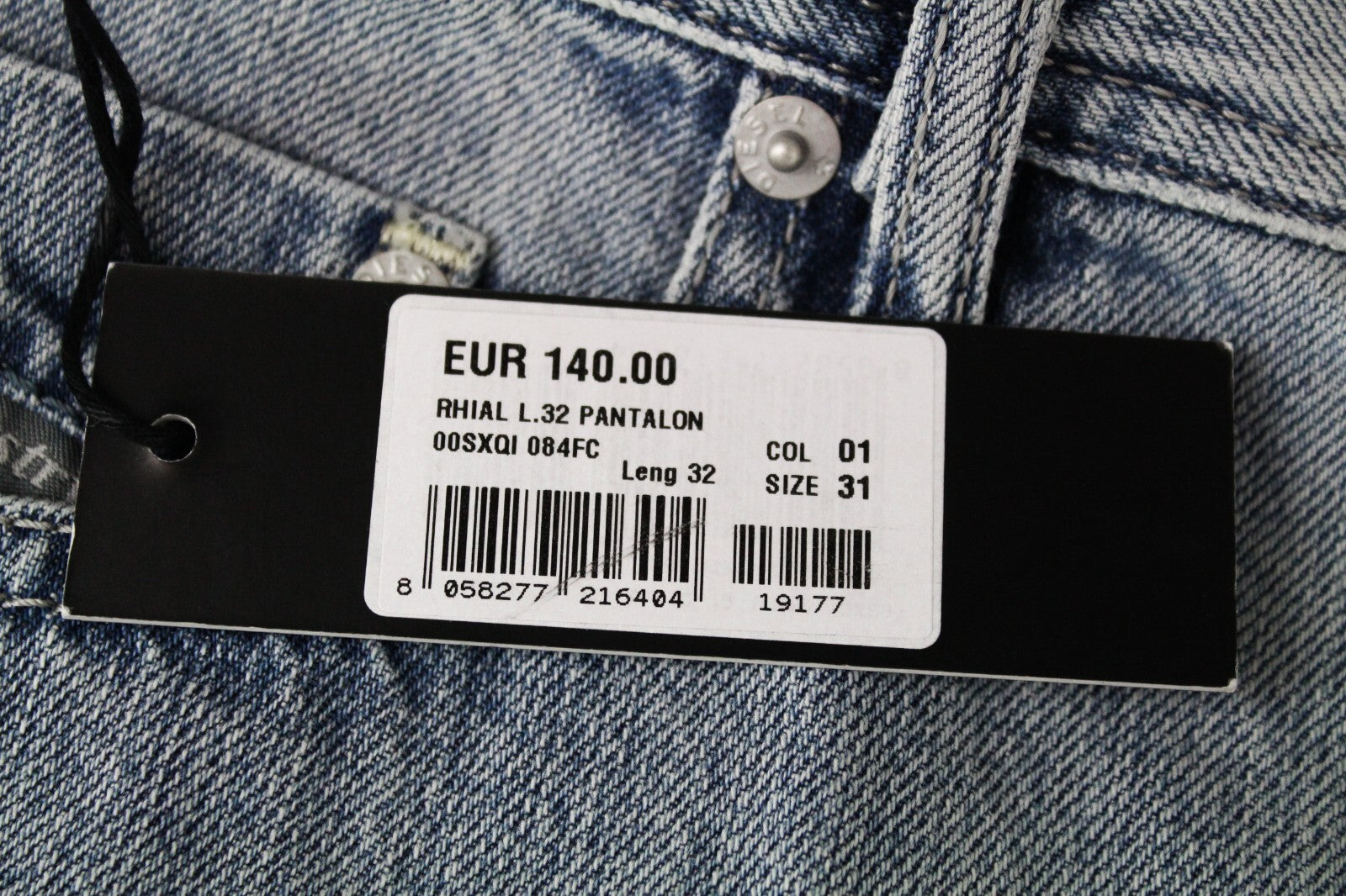 DIESEL Rhial 084FC Mens Jeans W31/L32 Slim  Buttoned Light Blue Carrot