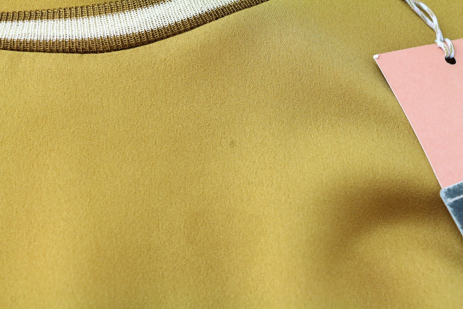 MAISON SCOTCH Pullover Tee M Mustard Yellow Sleeveless Round Neck