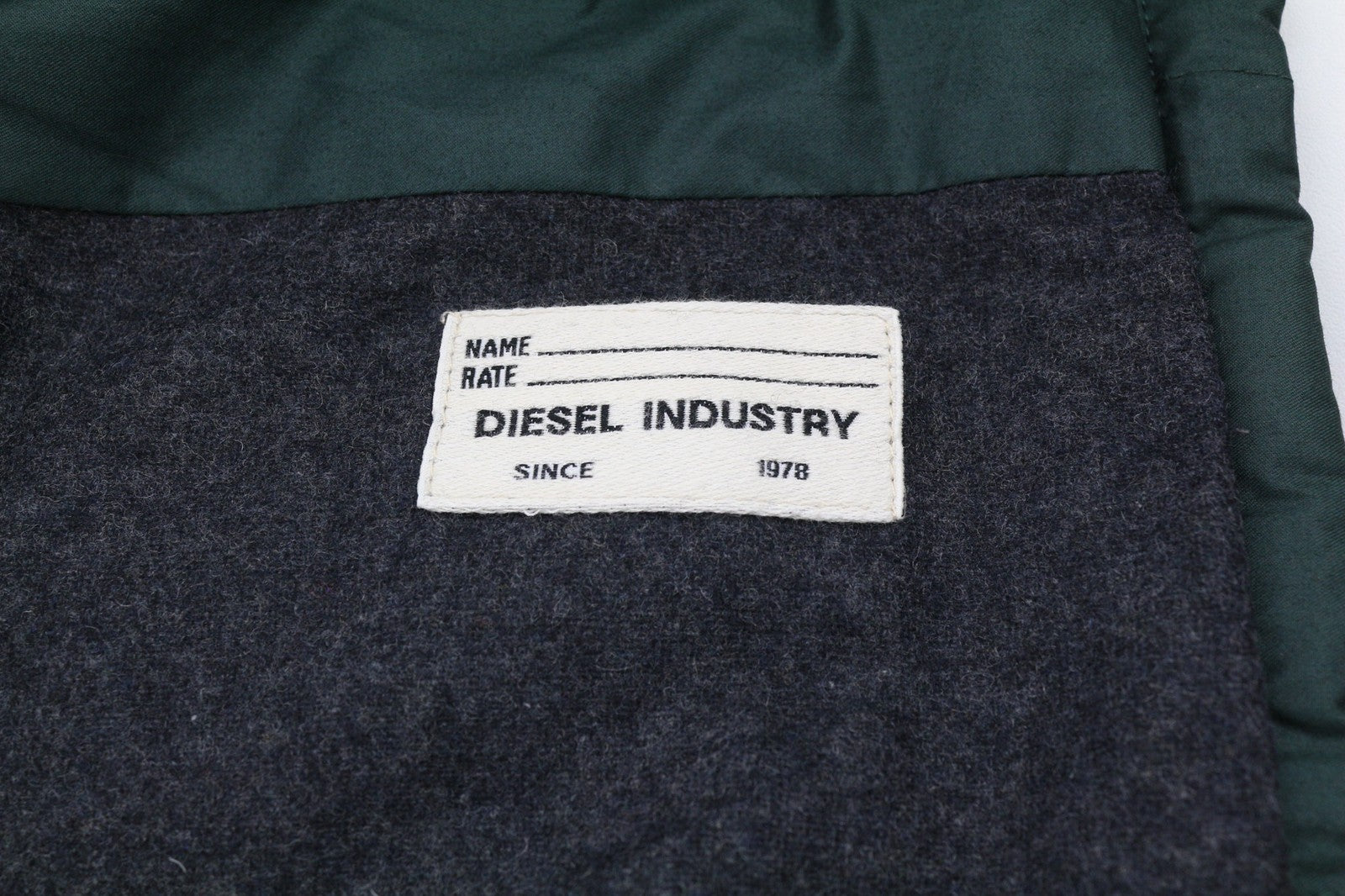 DIESEL W-Petrit Mens Jacket L Oversized Insulated Removable Faux Fur RRP390